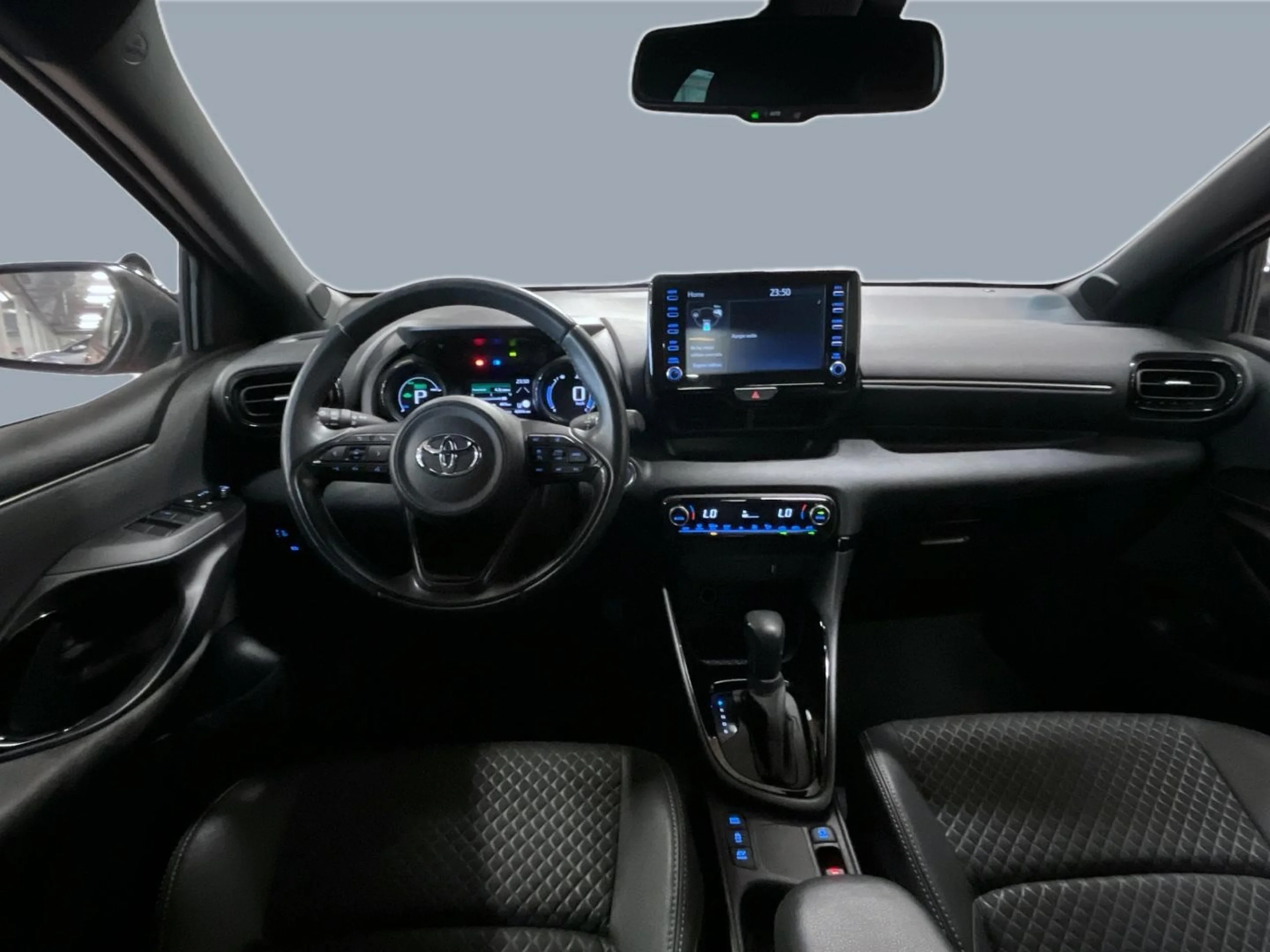 Toyota Yaris 120H Style - Foto 12