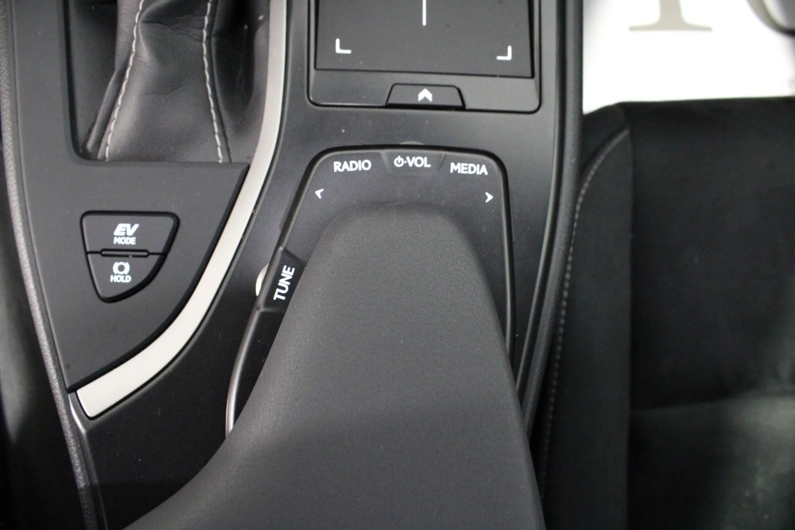 Lexus UX 250h UX250H PREMIUM 2WD - Foto 24