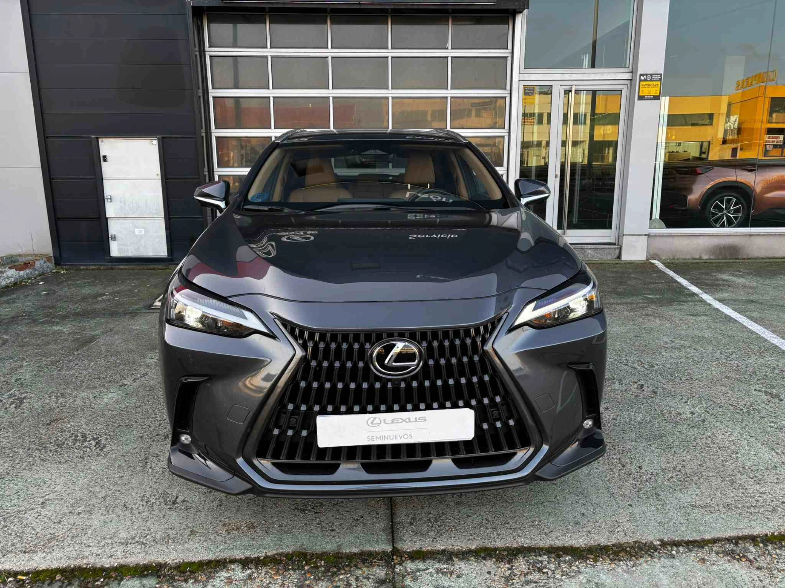 Lexus NX 450h+ NX450H+  4WD EXECUTIVE - Foto 2