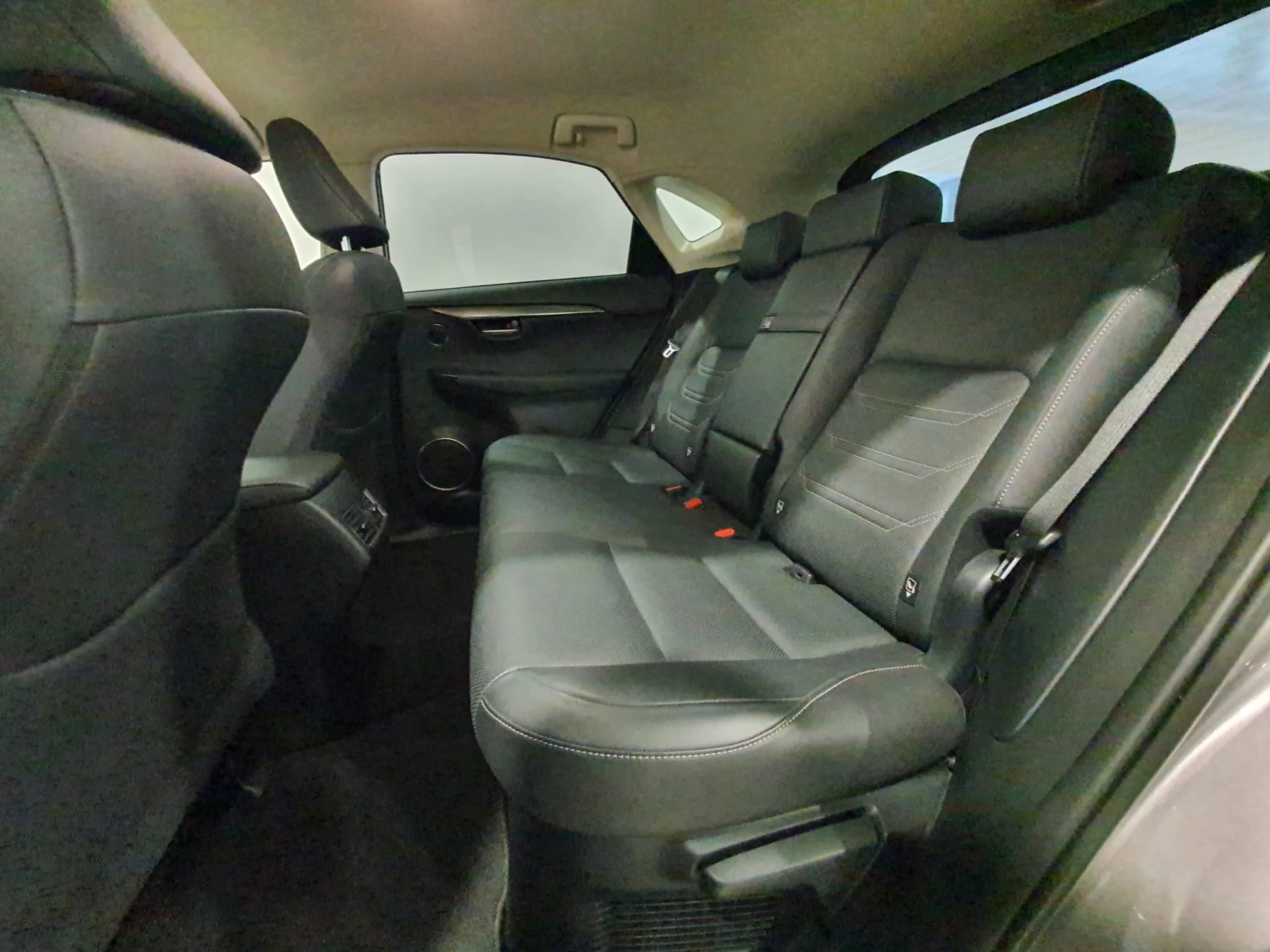 Lexus NX 300h NX300H EXECUTIVE 4WD - Foto 6