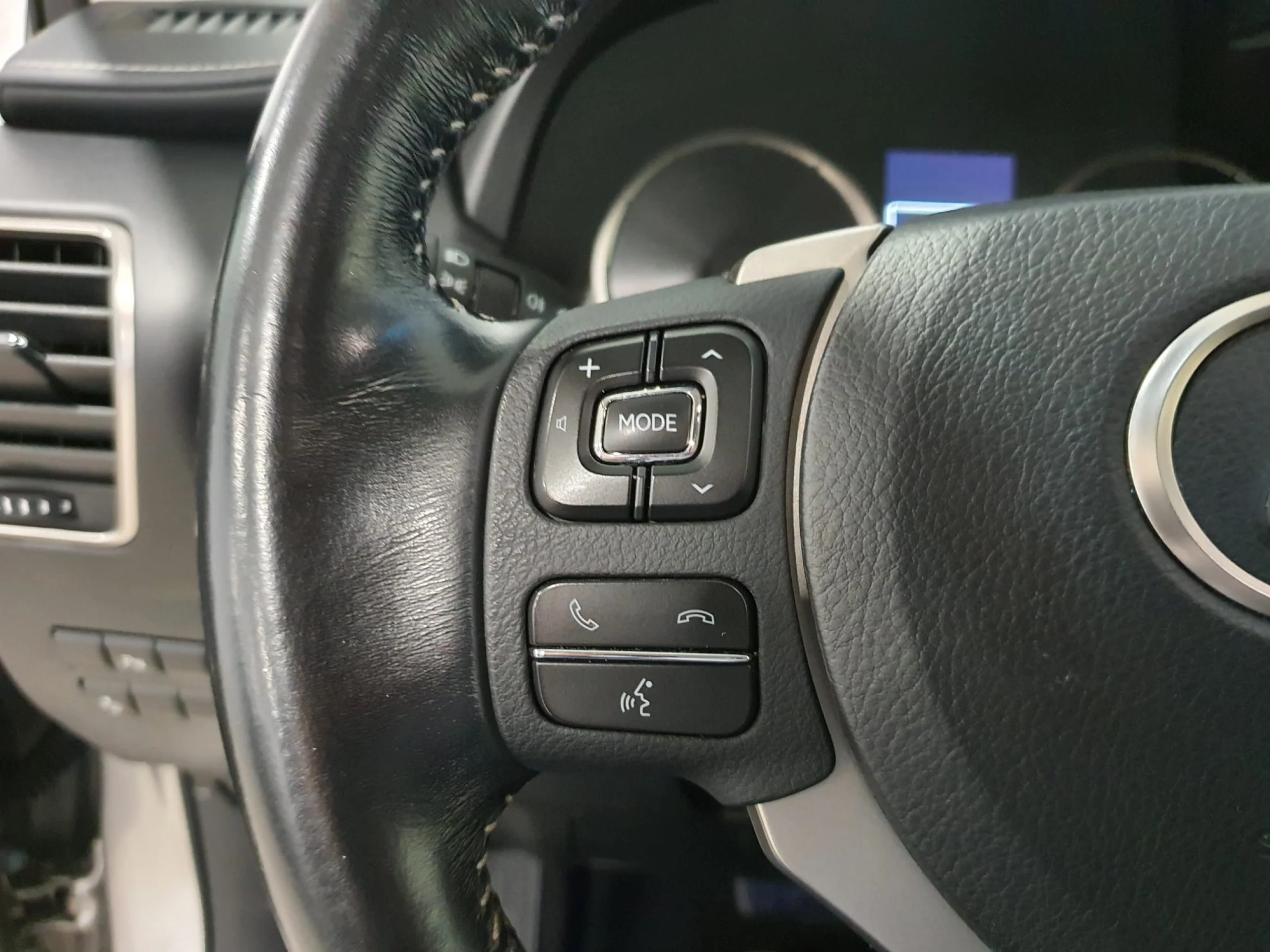 Lexus NX 300h NX300H EXECUTIVE 4WD - Foto 14