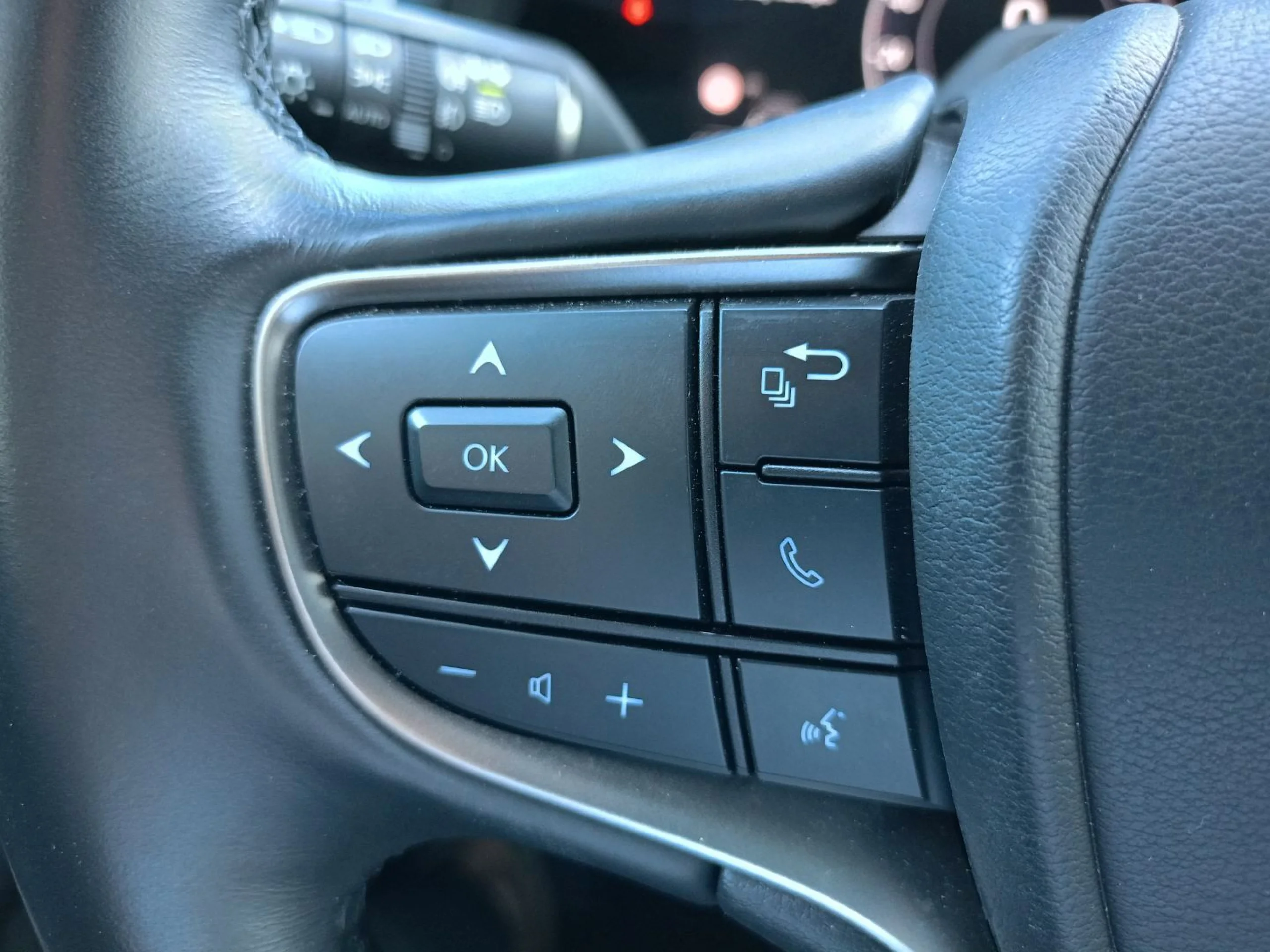 Lexus UX300h UX+ 2WD - Foto 7