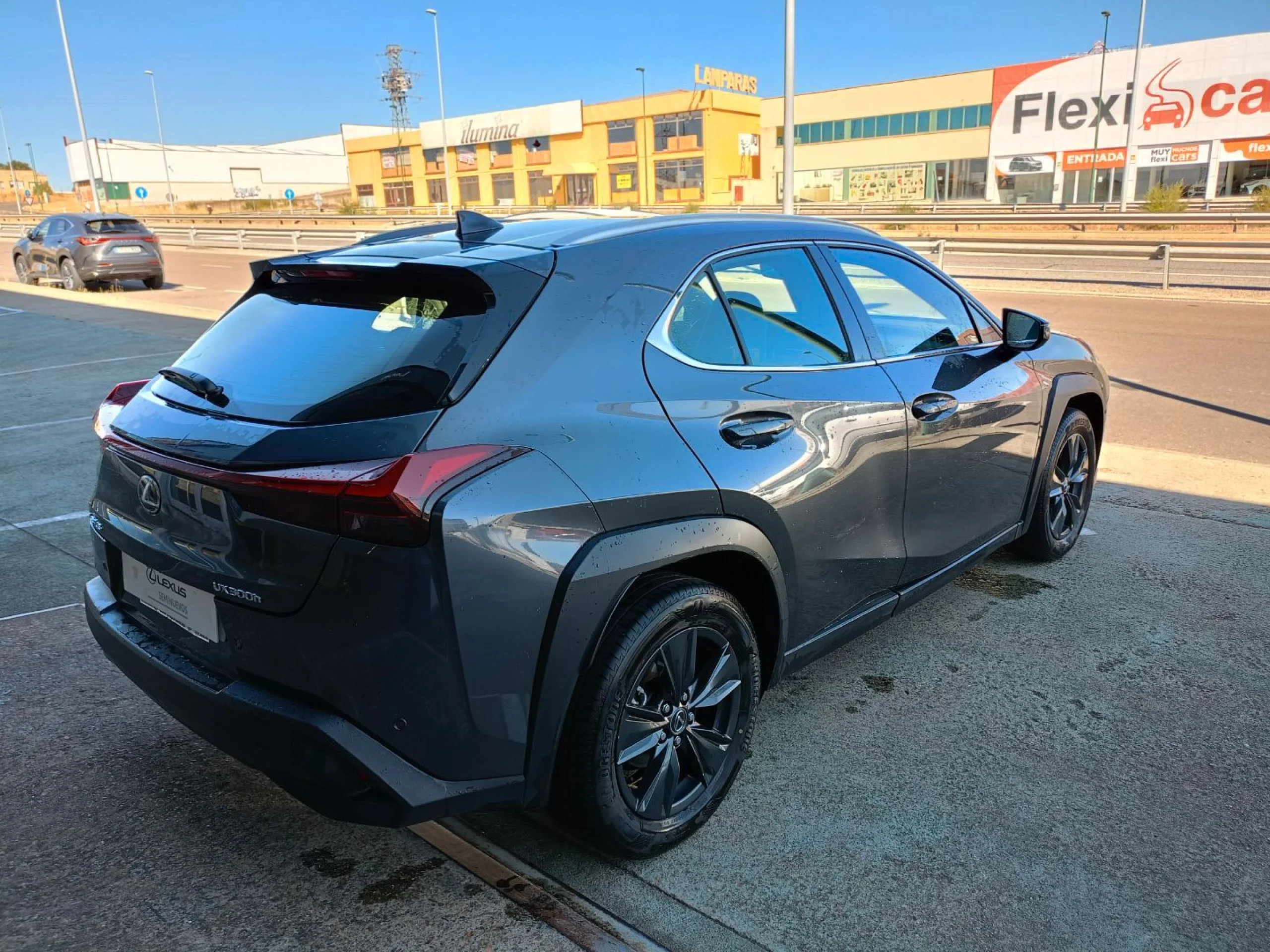 Lexus UX300h UX+ 2WD - Foto 20