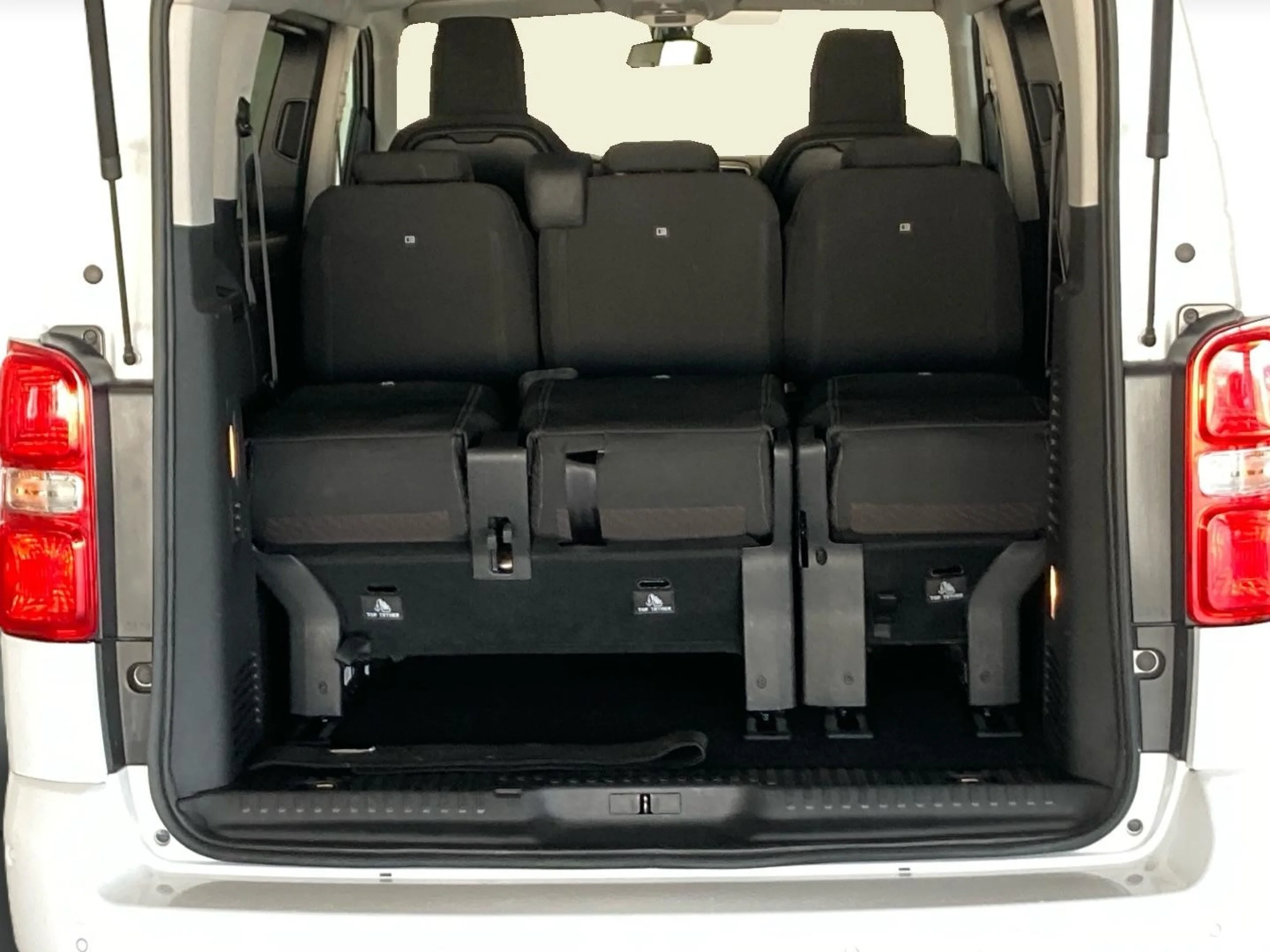 Toyota Proace Verso 2.0D 145CV 6MT Family Advance - Foto 8