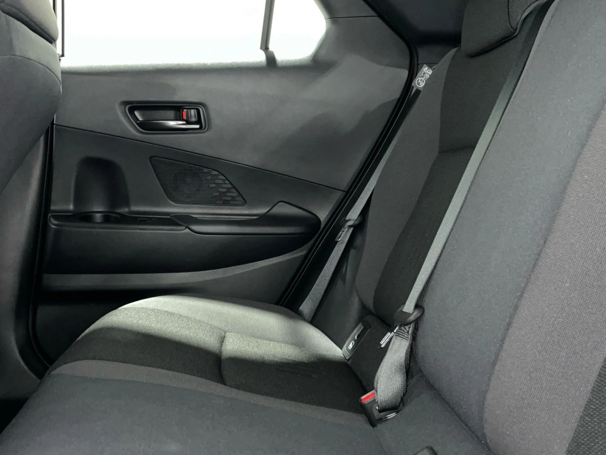 Toyota C-HR CHR Advance 140H - Foto 7