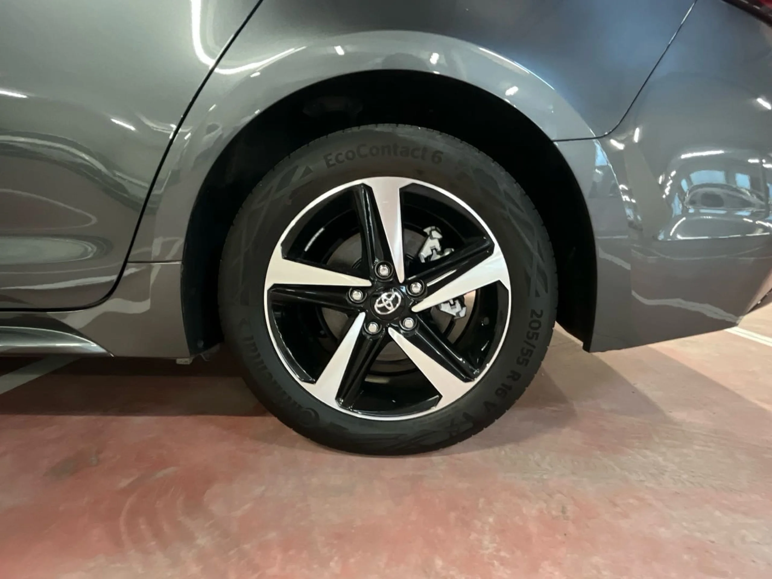 Toyota Corolla TS 140H Active Plus - Foto 6