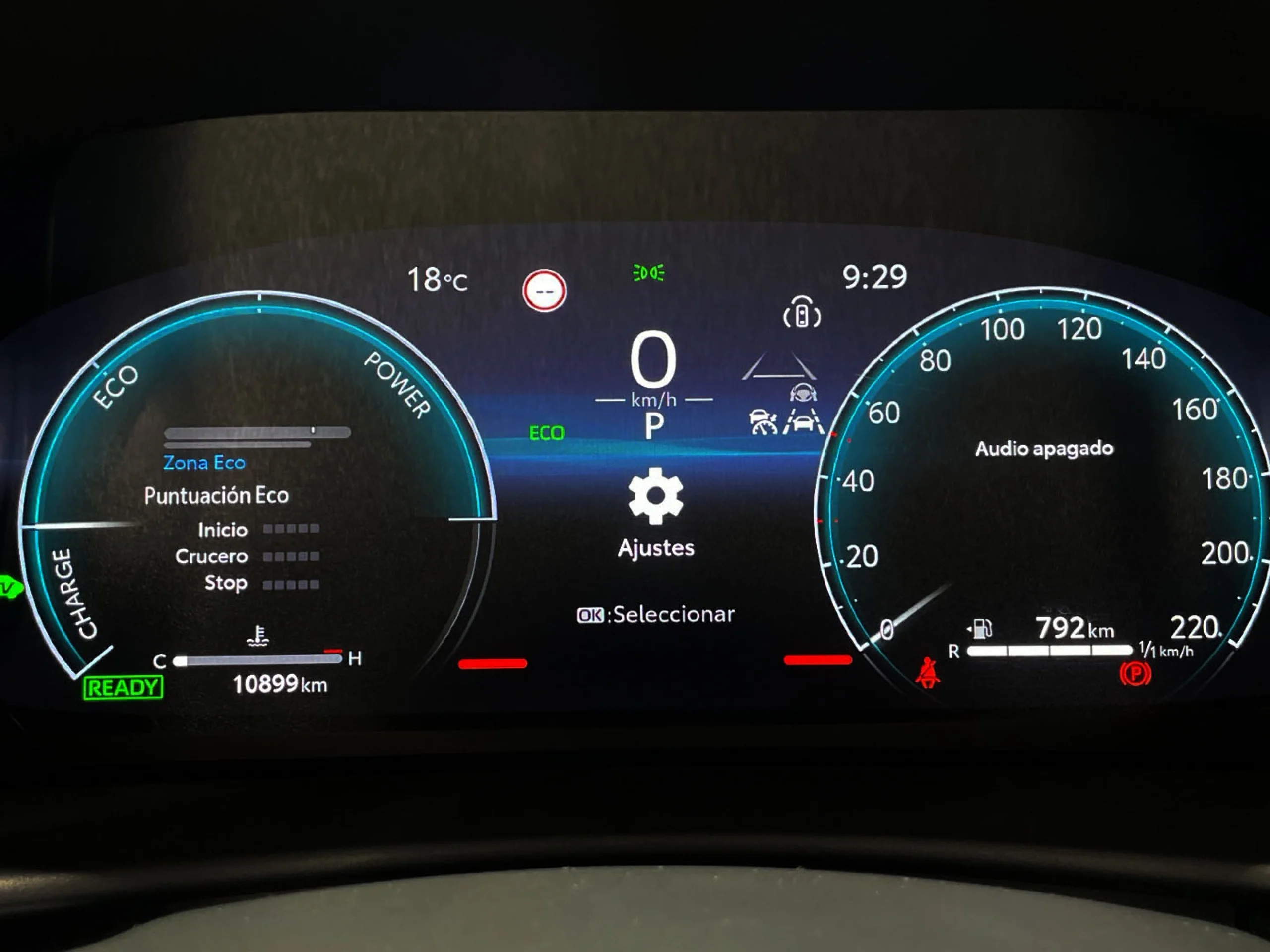 Toyota C-HR CHR Advance 140H - Foto 9