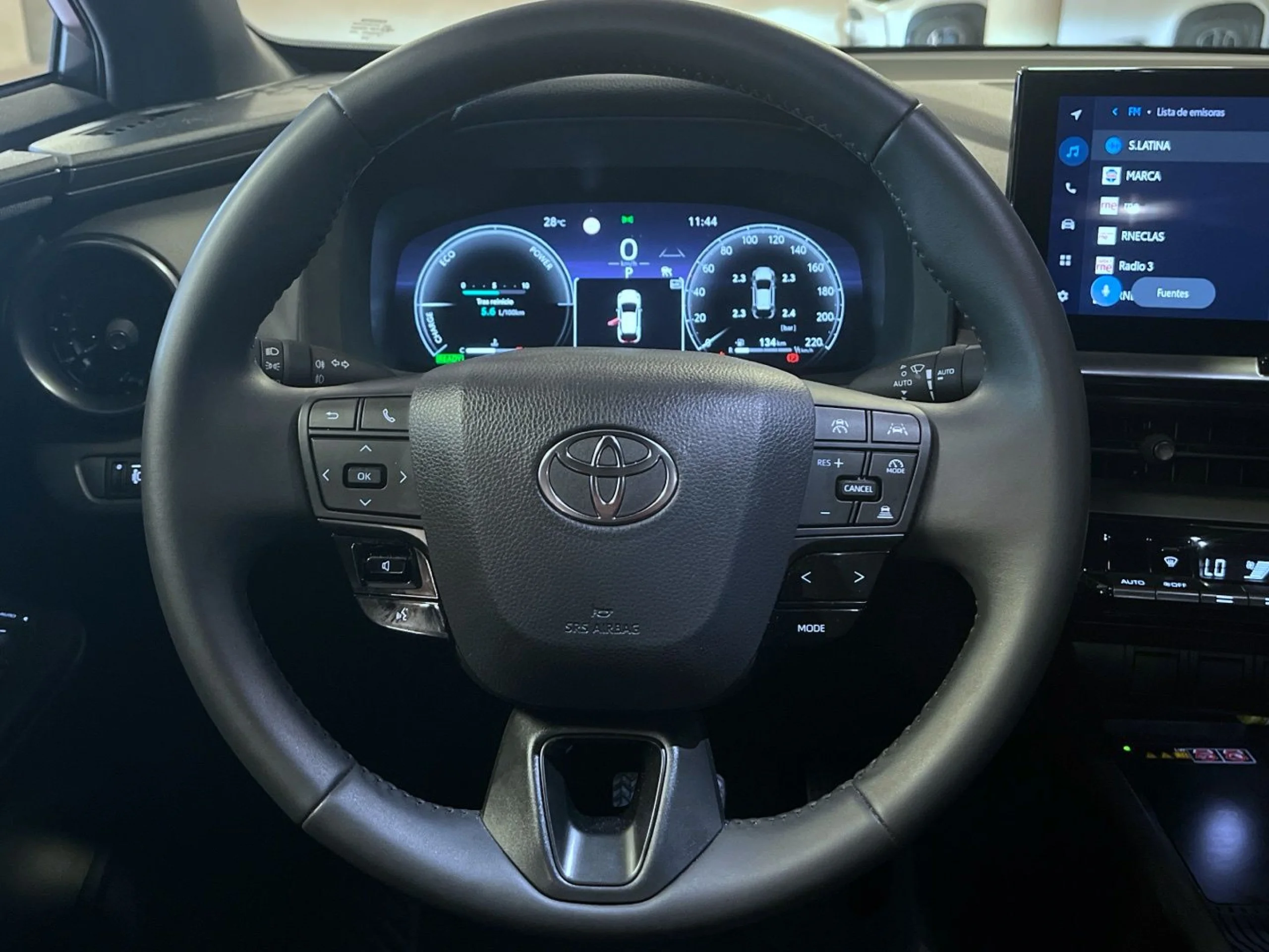 Toyota C-HR CHR Advance 140H - Foto 8