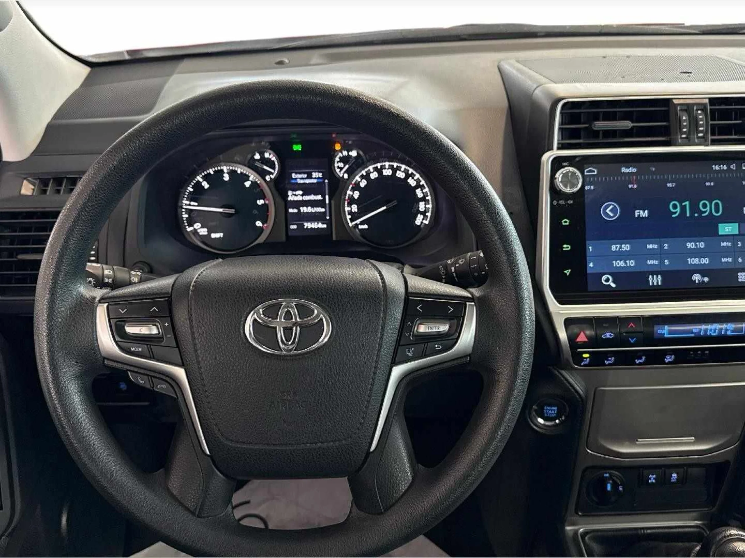 Toyota Land Cruiser 2.8D 6MT 4x4 GX - Foto 13
