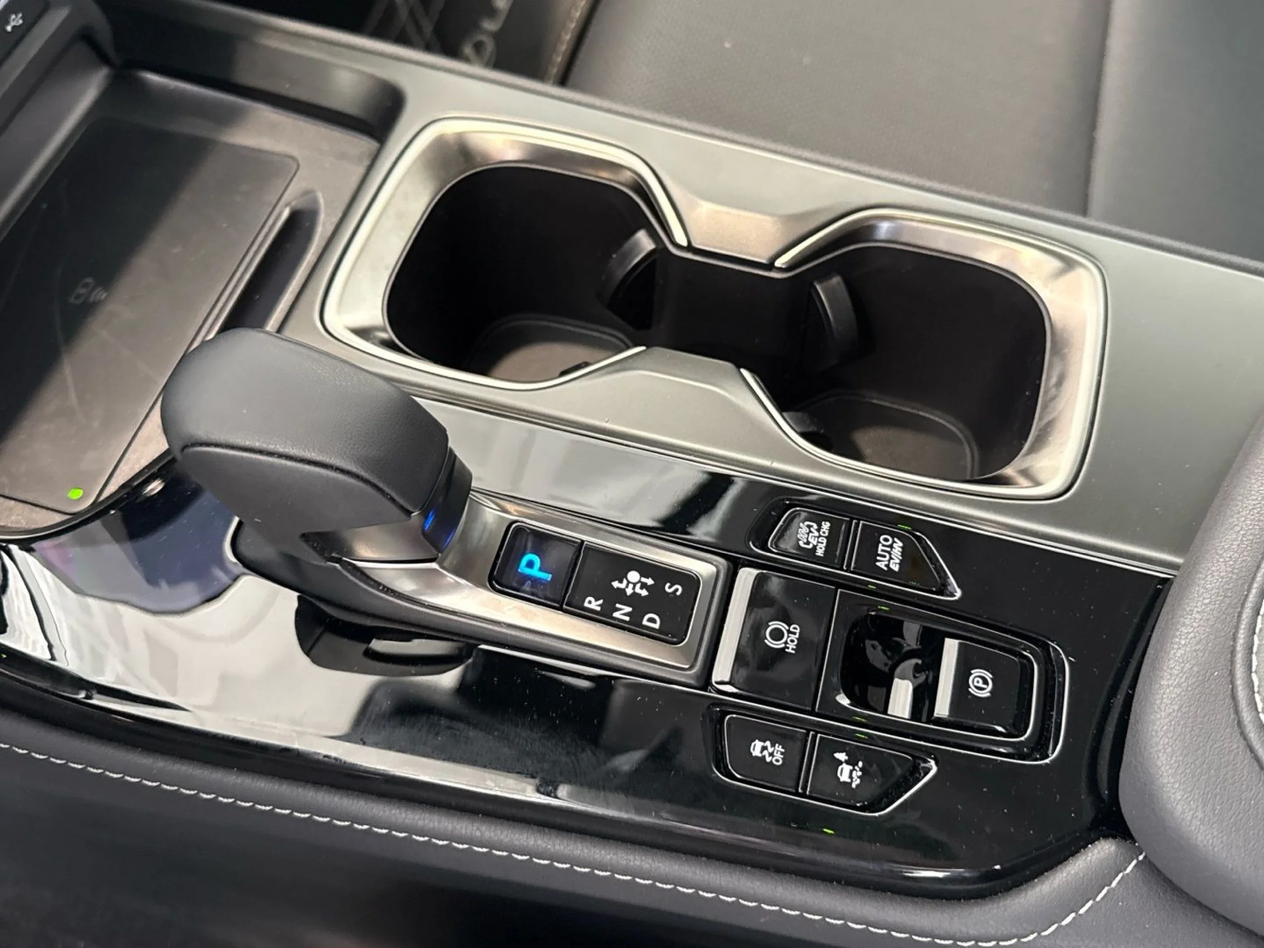 Lexus NX 450h+ + 4WD PREMIUM+  TD PREMIUM+ (Híbrido Enchufable) - Foto 12
