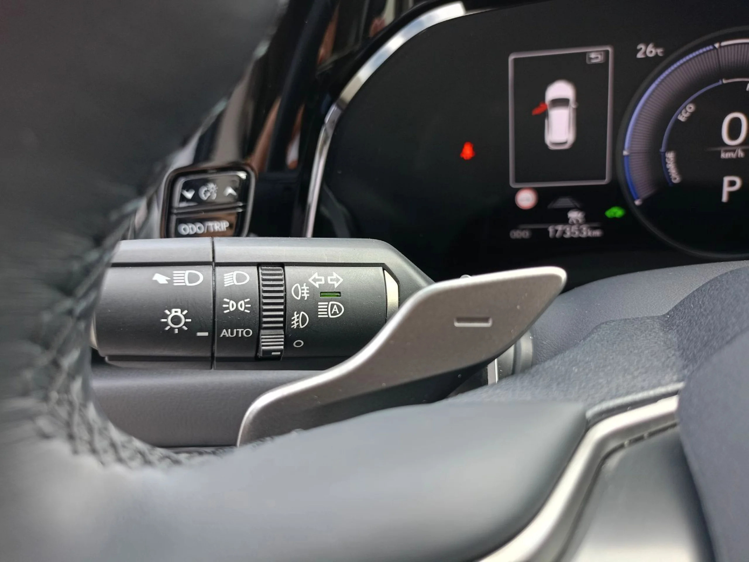 Lexus NX 350h NX350H PREMIUM + - Foto 6