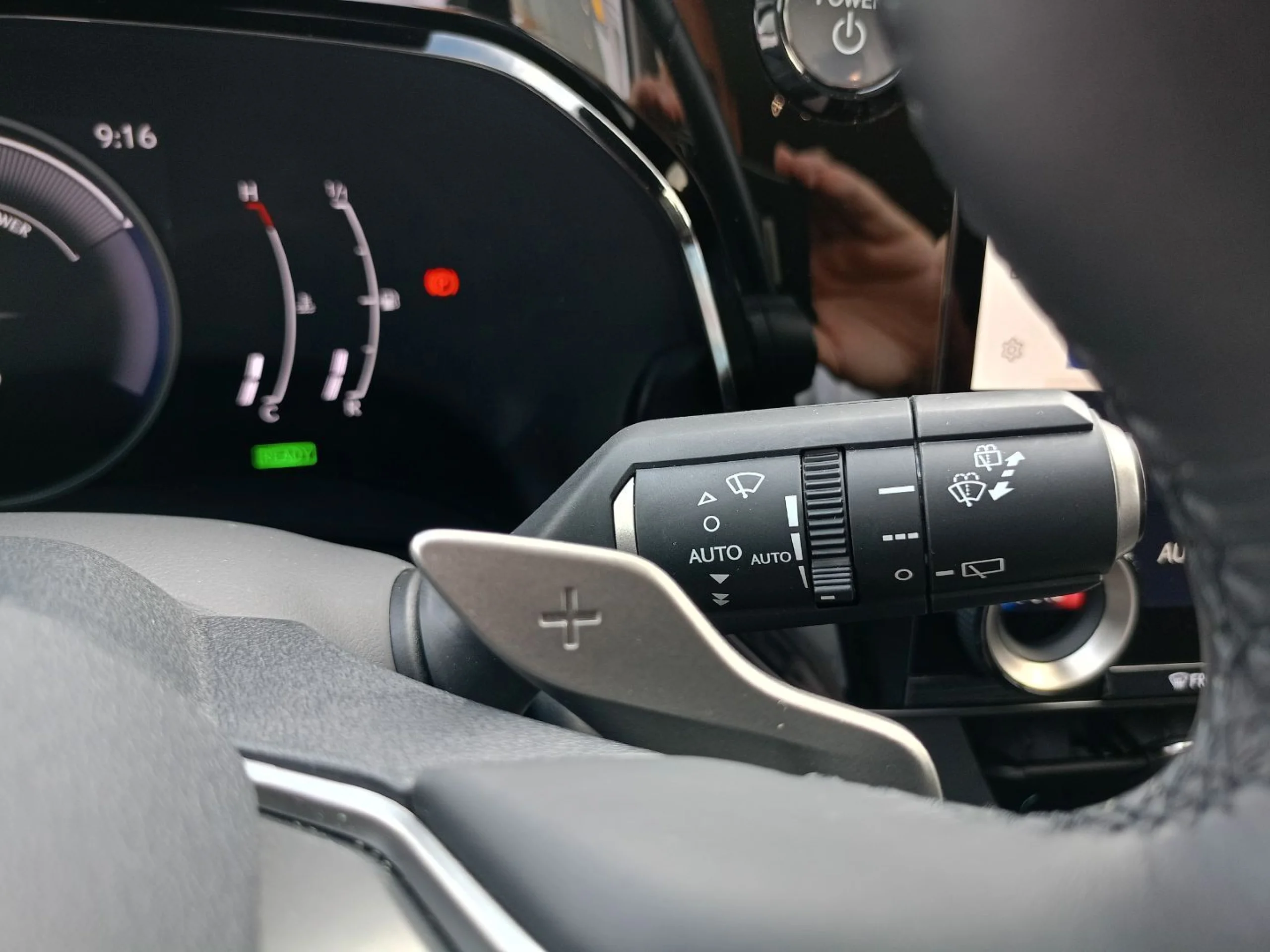 Lexus NX 350h NX350H PREMIUM + - Foto 11