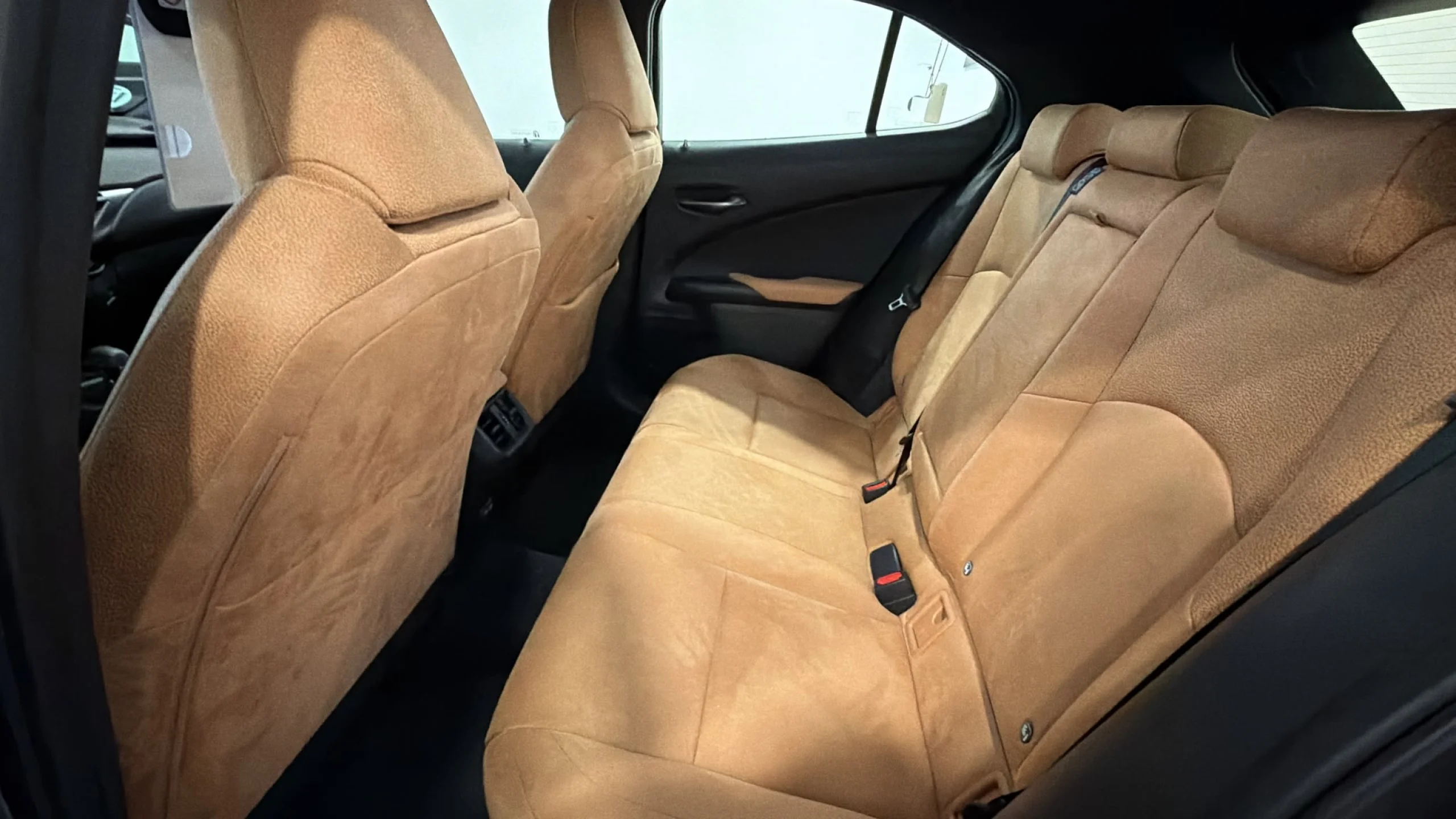 Lexus UX300h UX+ - Foto 7