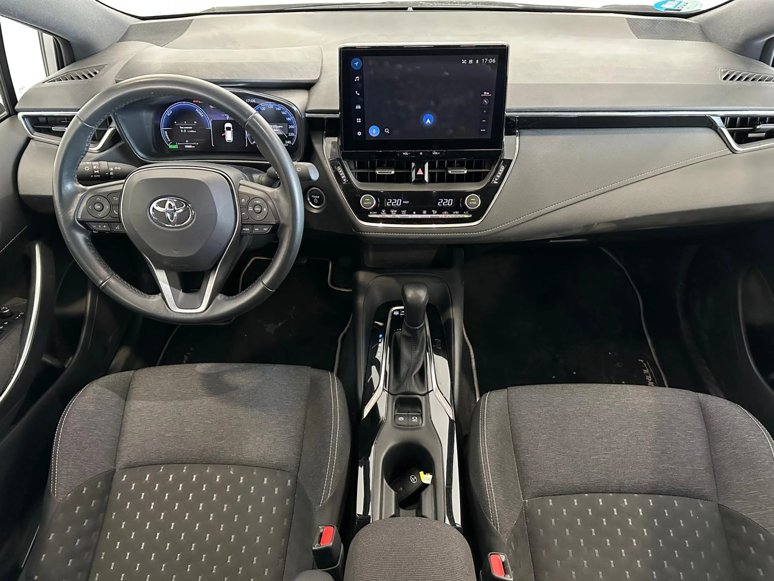 Toyota Corolla TS 140h Active Plus - Foto 17