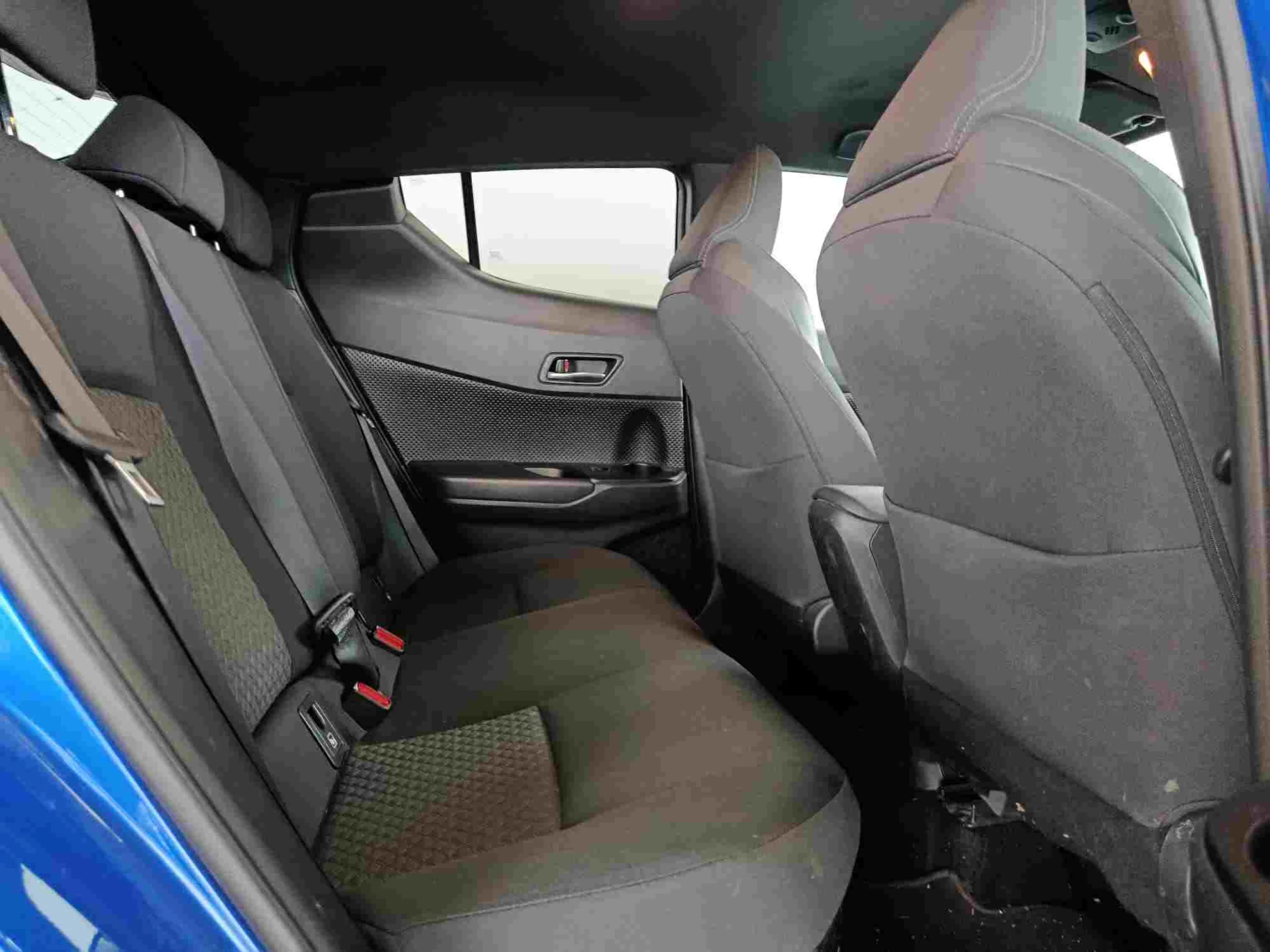 Toyota C-HR 125H Advance - Foto 8