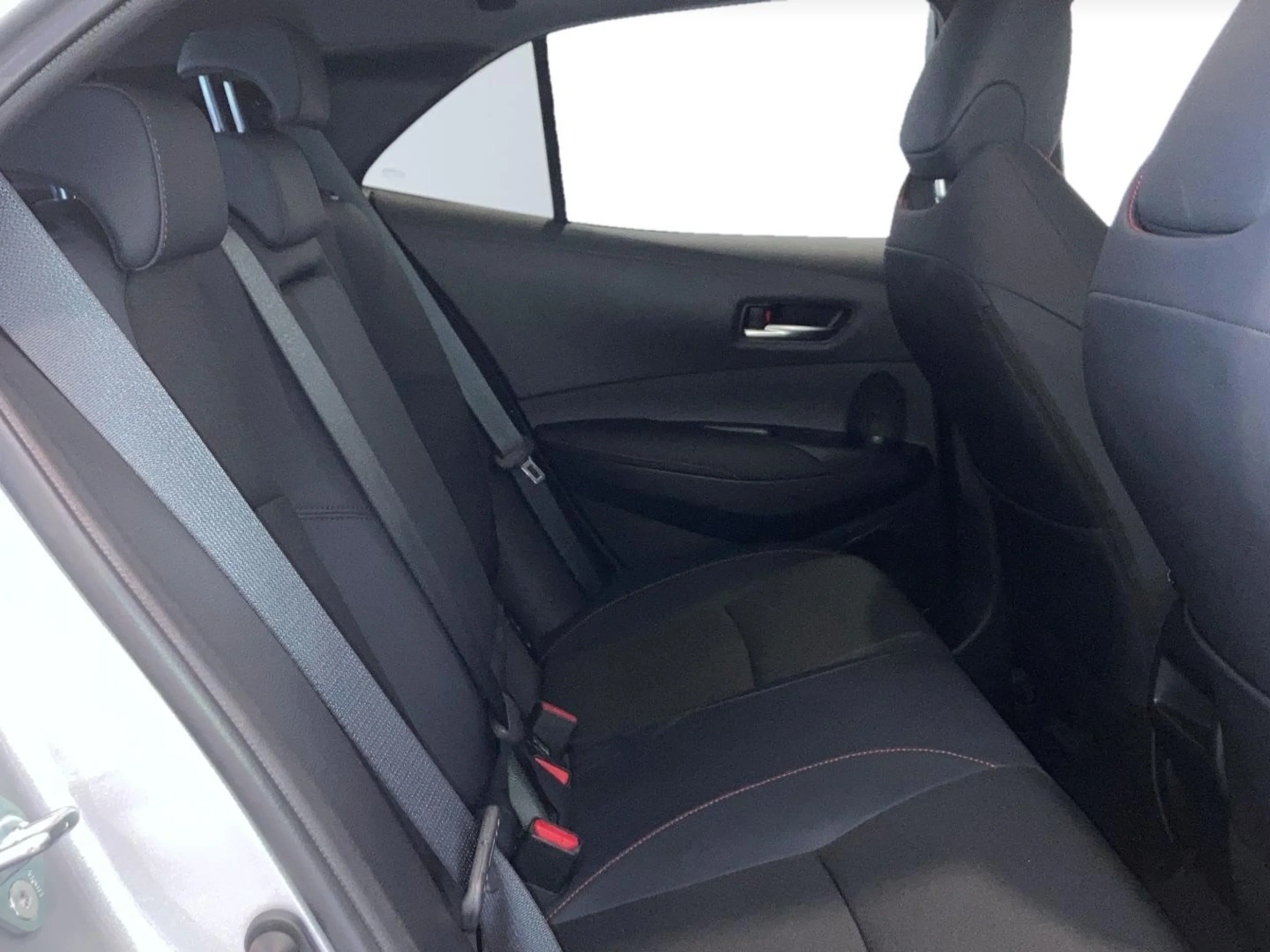 Toyota Corolla 140H GR Sport - Foto 9