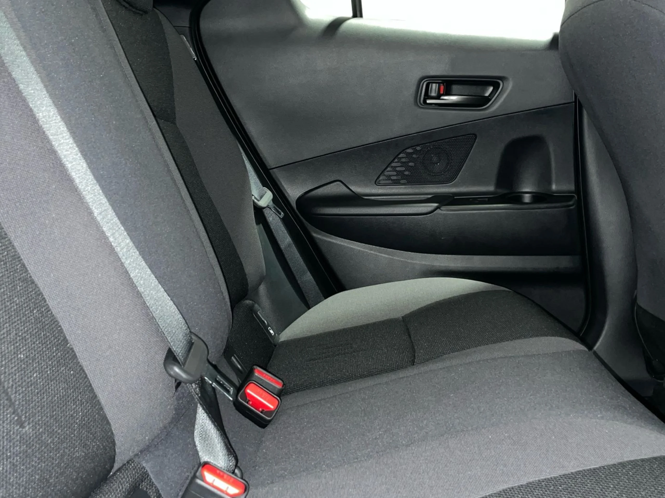 Toyota C-HR 220PH Advance - Foto 8