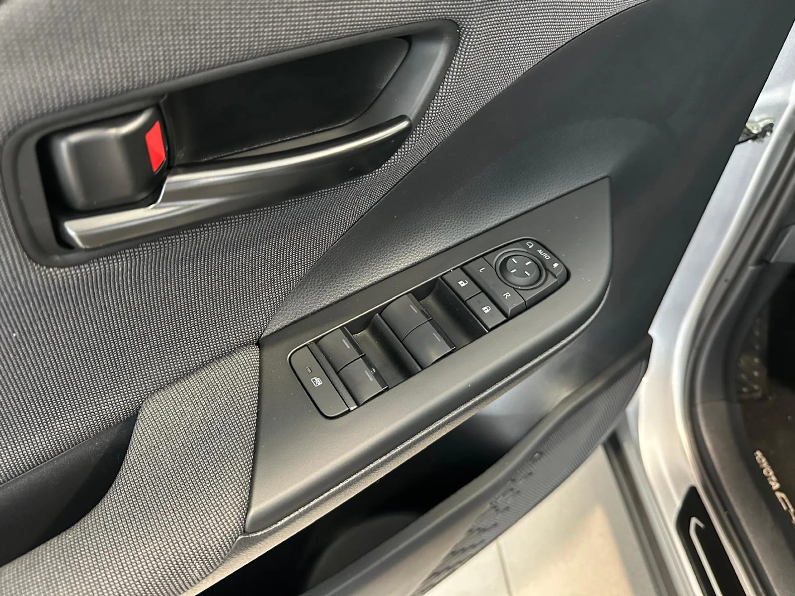 Toyota C-HR 220PHEV Advance - Foto 17