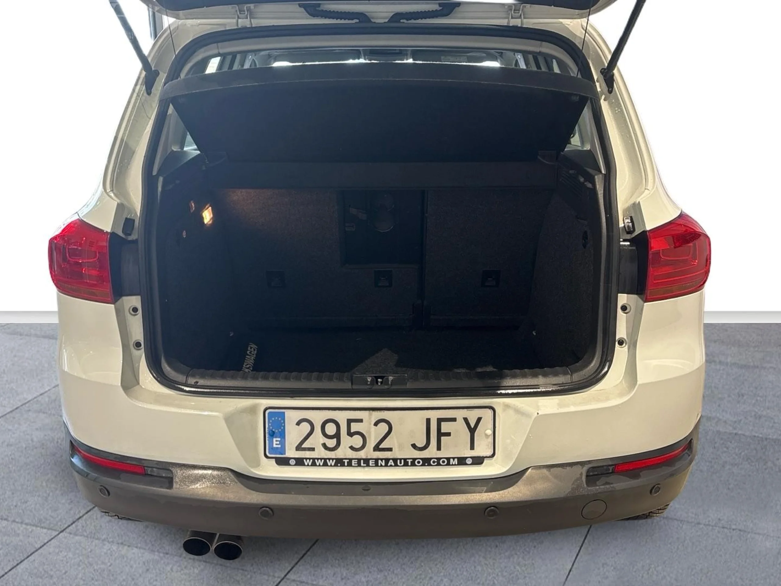 Volkswagen Tiguan T1 2.0 TDI 110CV - Foto 6