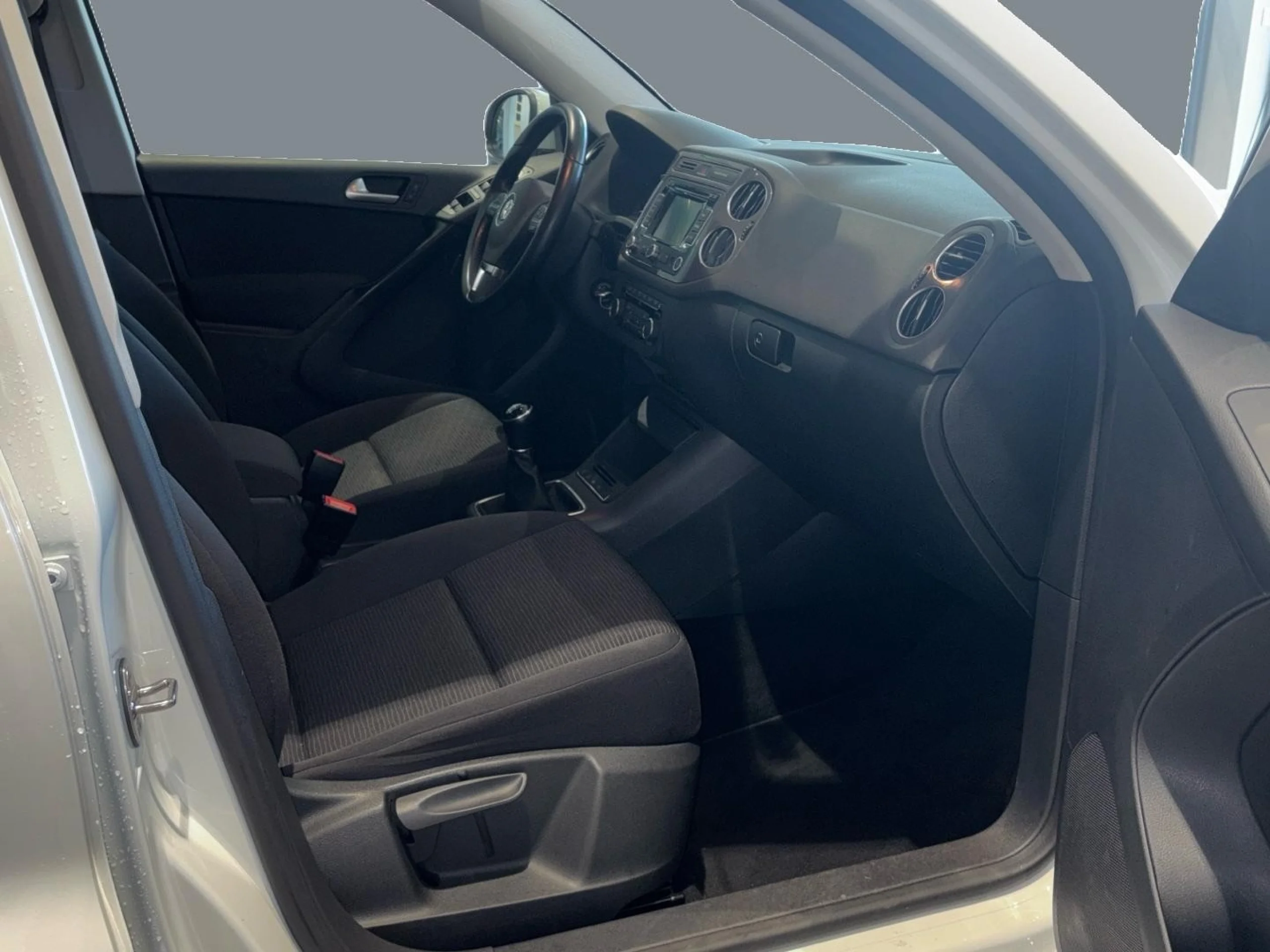 Volkswagen Tiguan T1 2.0 TDI 110CV - Foto 14