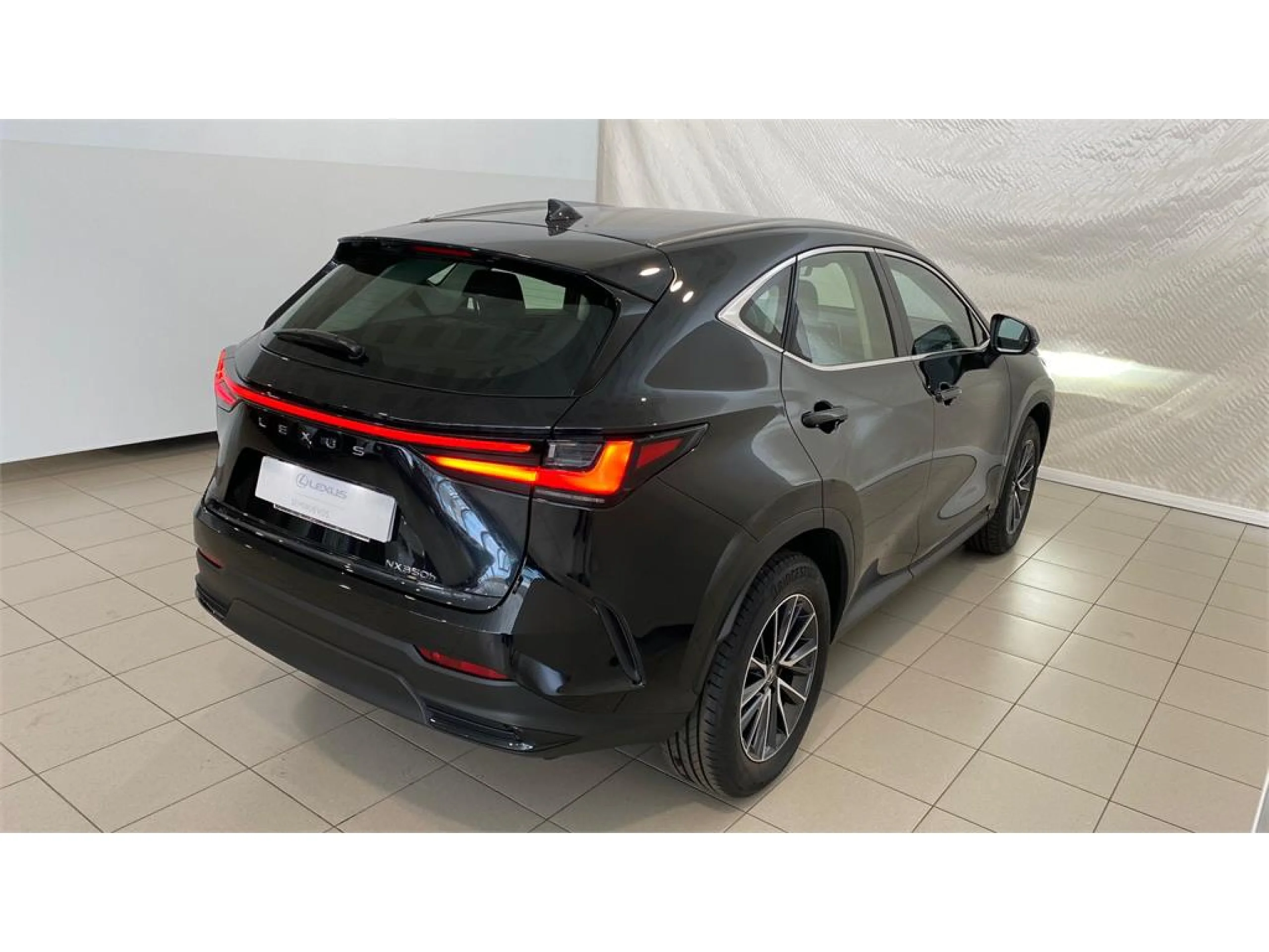 Lexus NX 450h+ EXECUTIVE 4WD - Foto 5