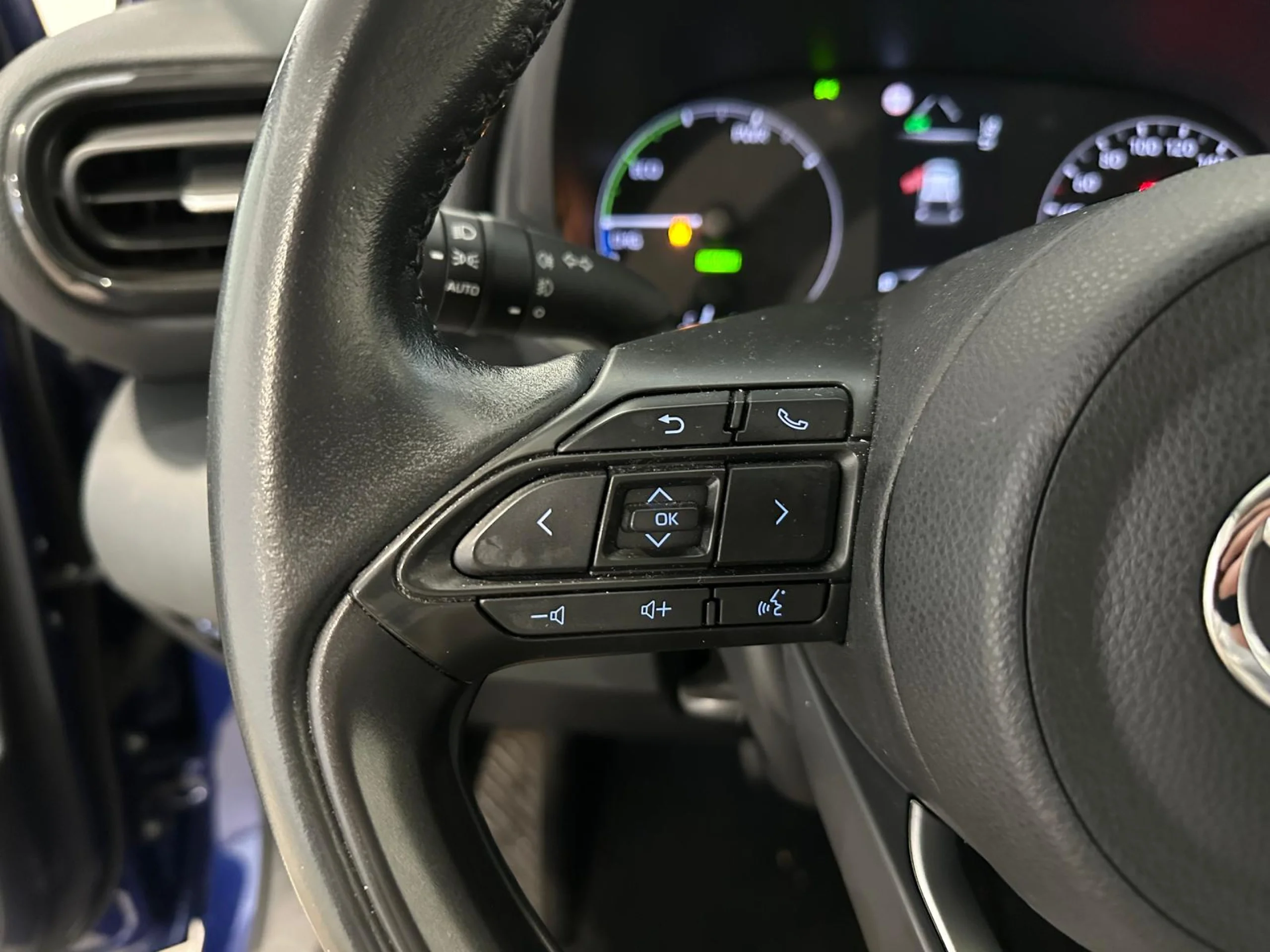 Toyota Yaris 1.5 120h Active Plus - Foto 9