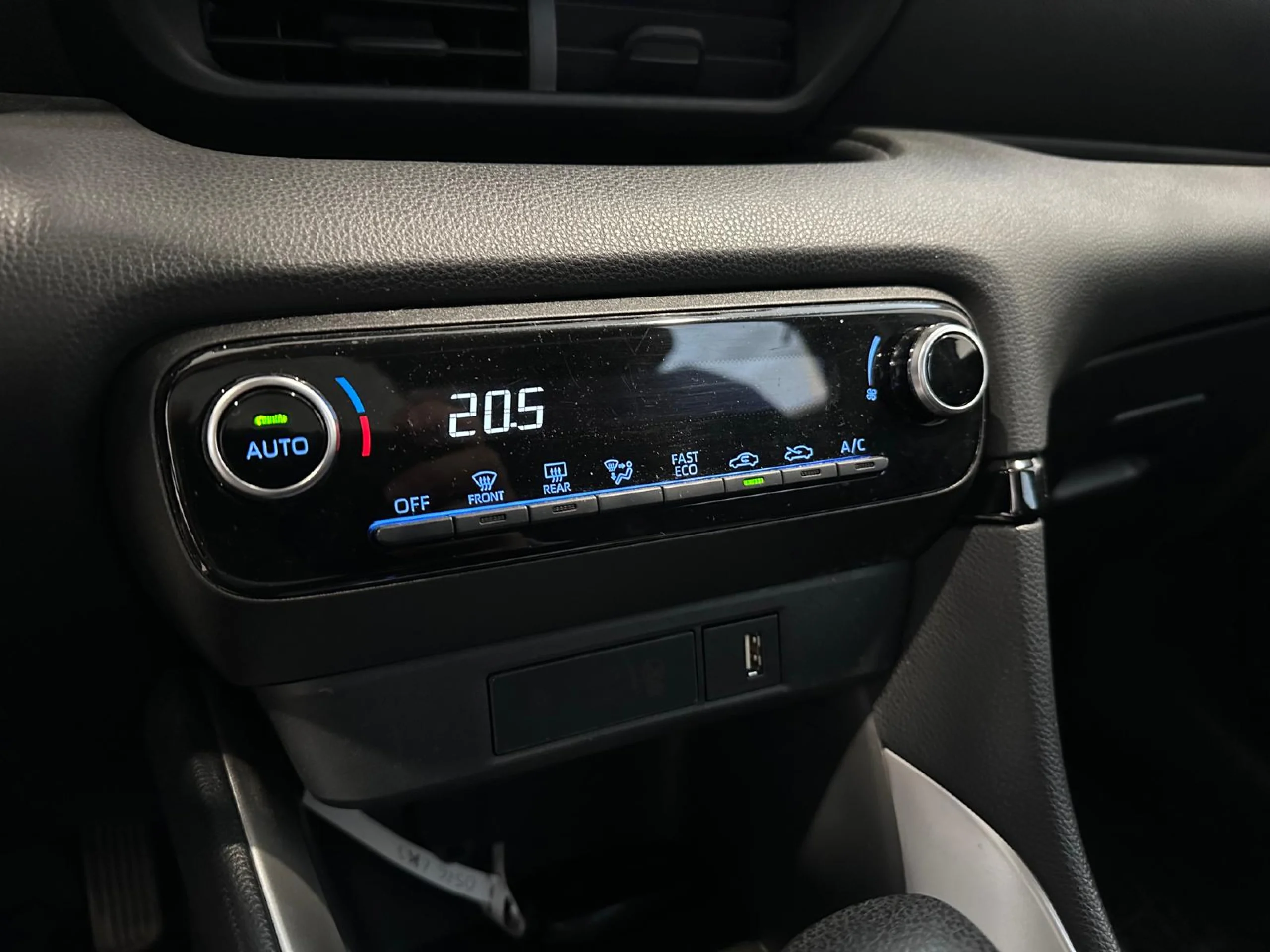 Toyota Yaris 1.5 120h Active Plus - Foto 11