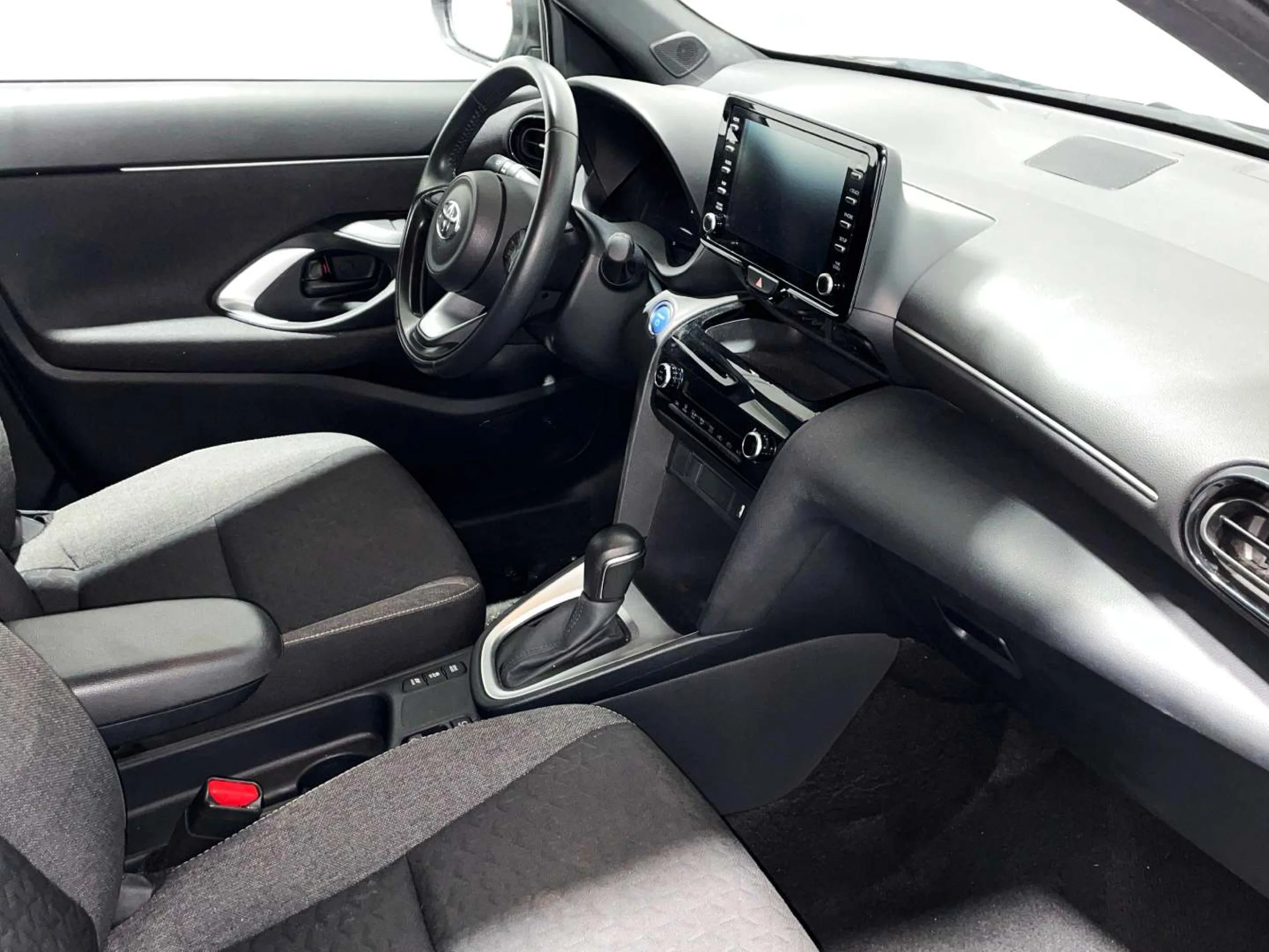 Toyota Yaris Cross 120H Active Tech - Foto 10