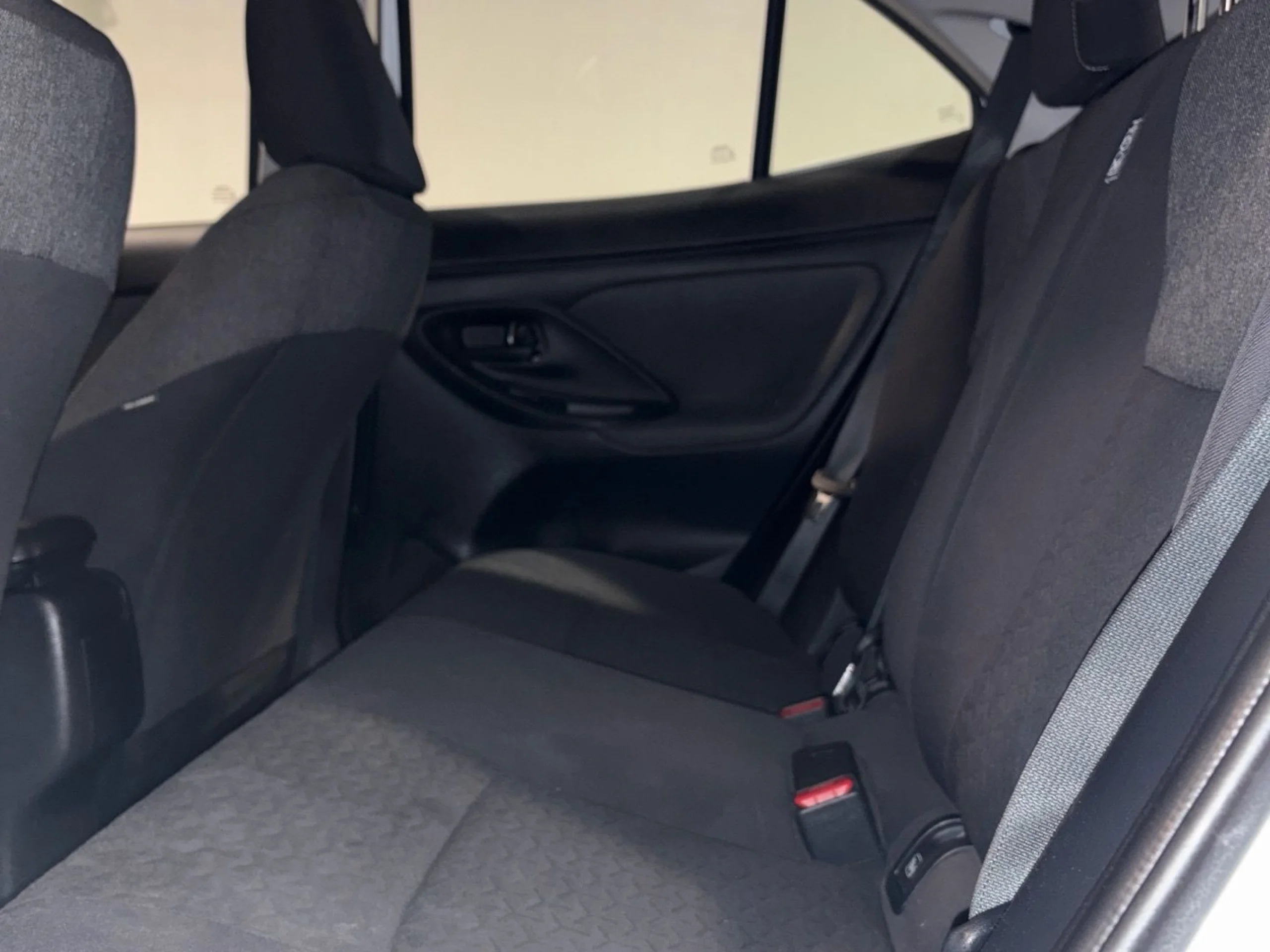 Toyota Yaris Cross 120H Business Plus - Foto 8