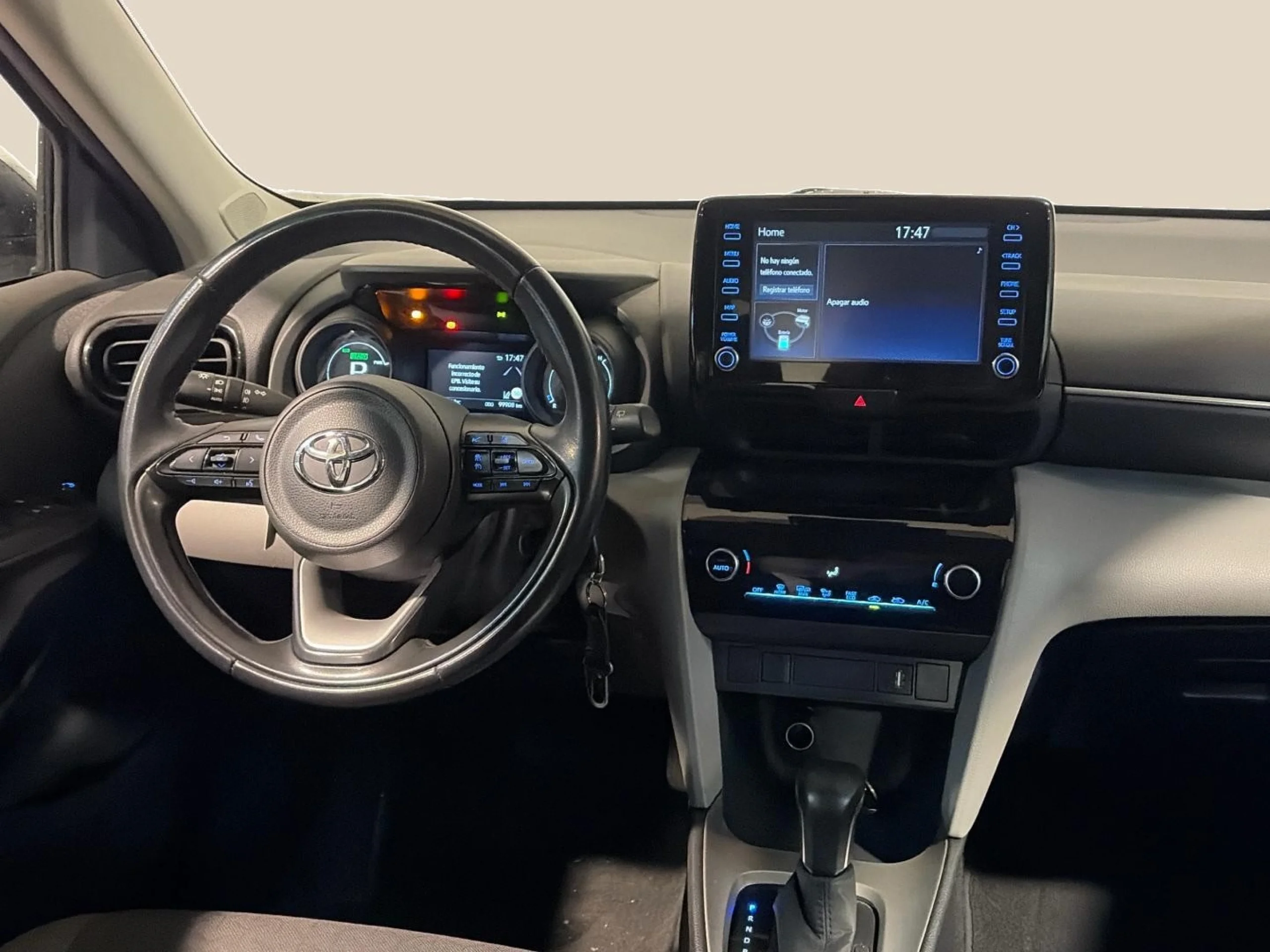 Toyota Yaris Cross 120H Business Plus - Foto 12