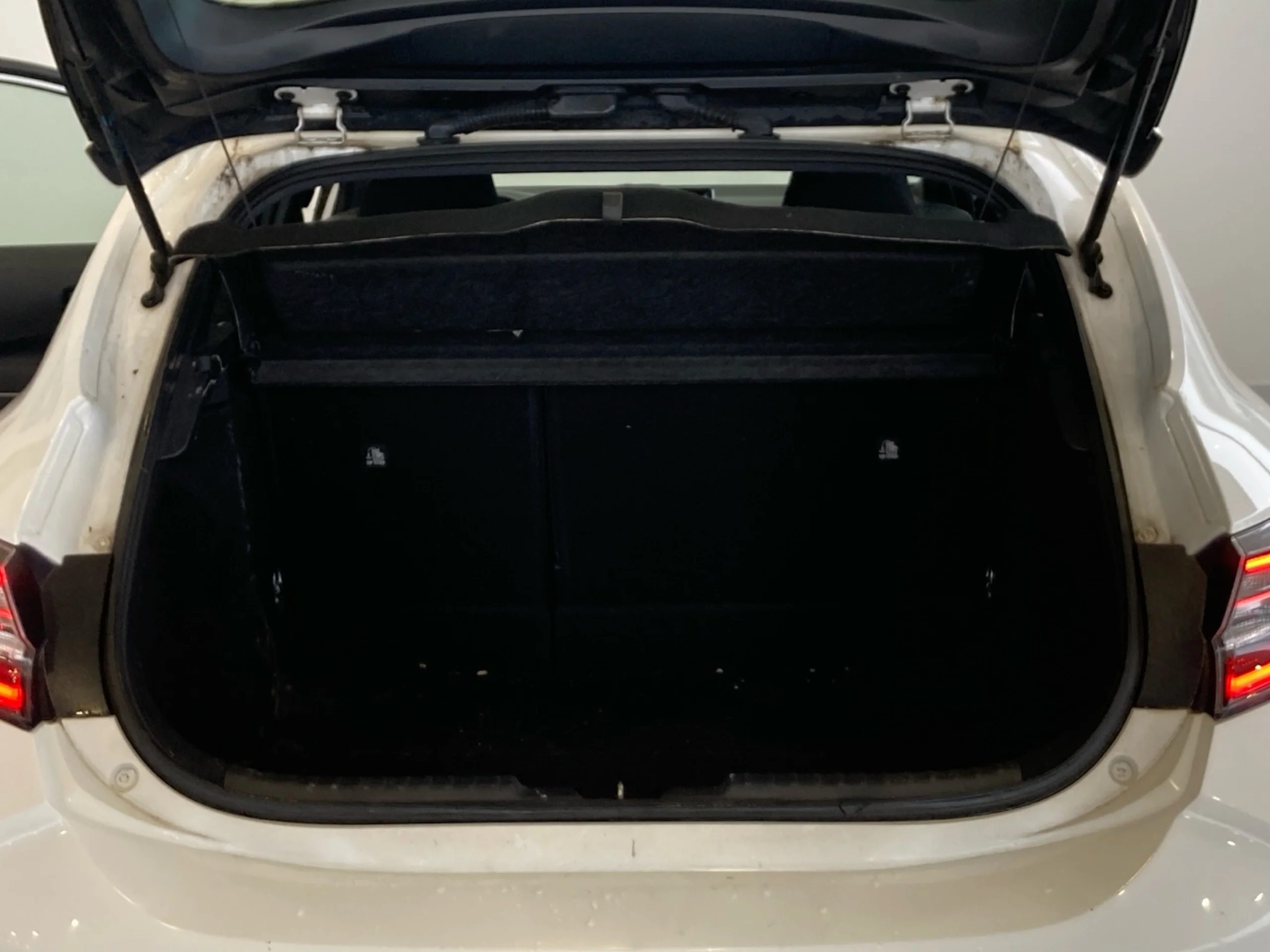 Toyota Corolla 125H BUSSINES - Foto 9