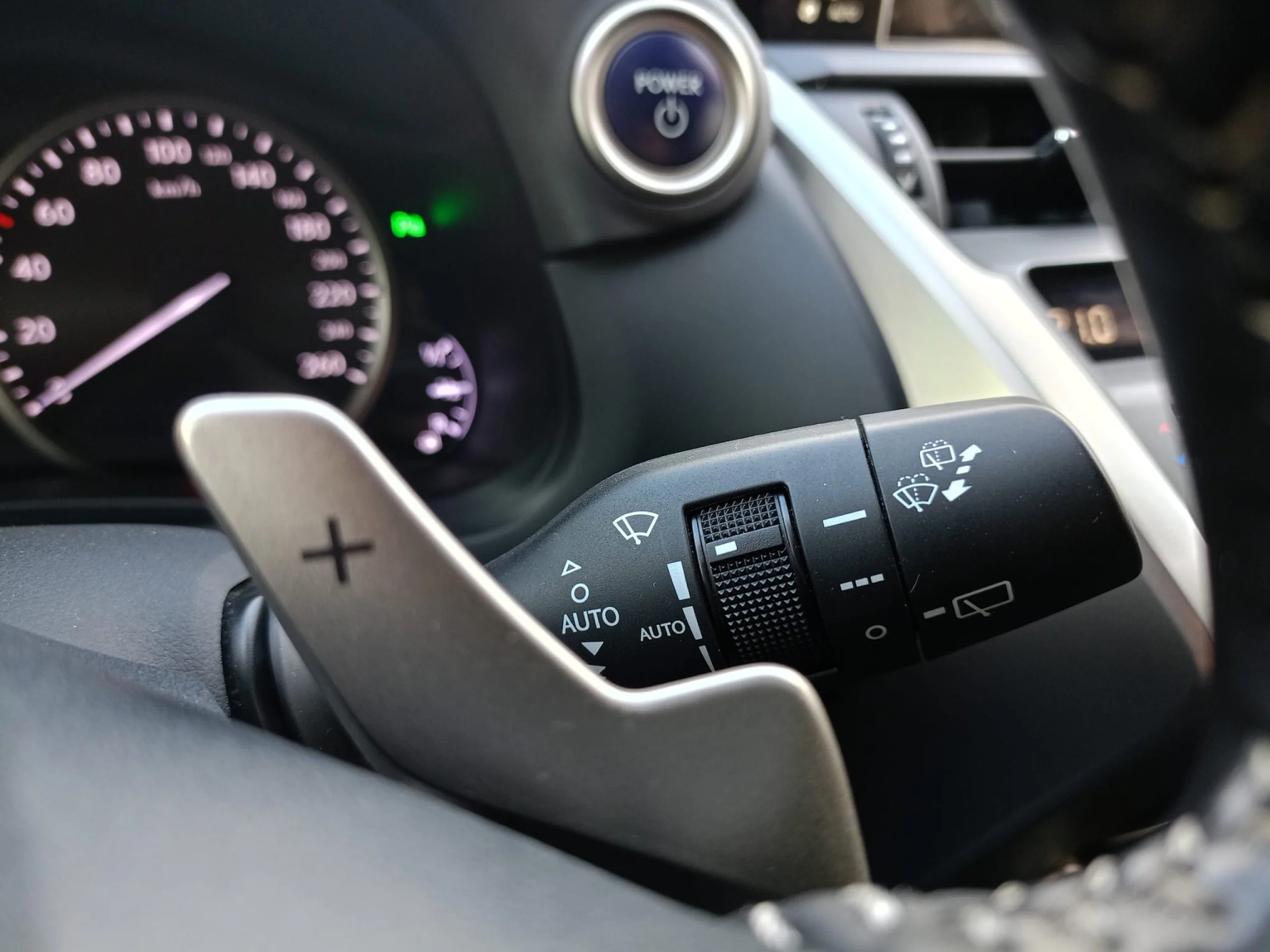 Lexus NX 300h NX300H PREMIUM 2WD - Foto 5