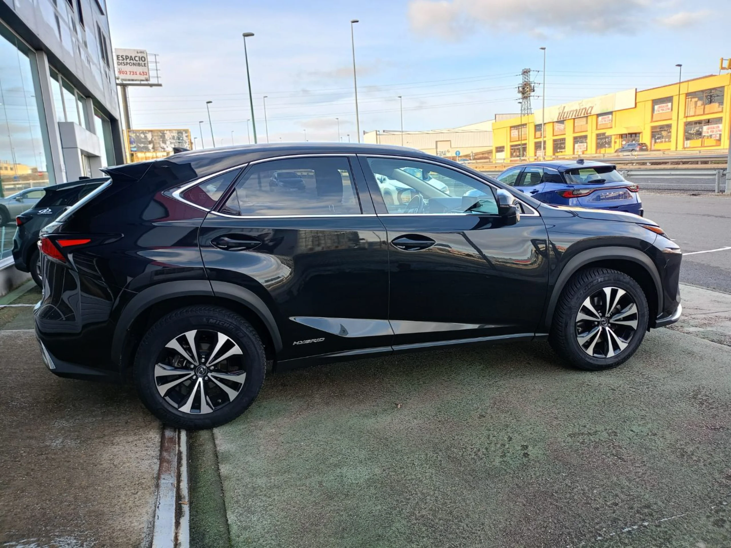 Lexus NX 300h NX300H PREMIUM 2WD - Foto 18