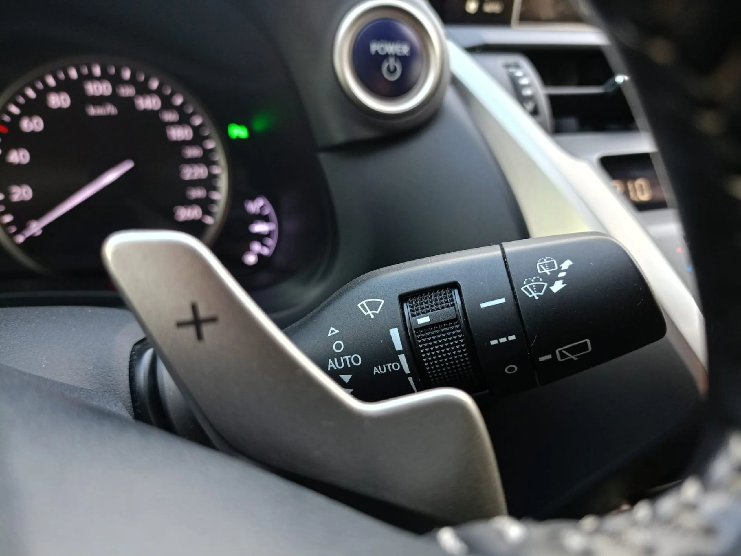 Lexus NX 300h NX300H PREMIUM 2WD - Foto 25