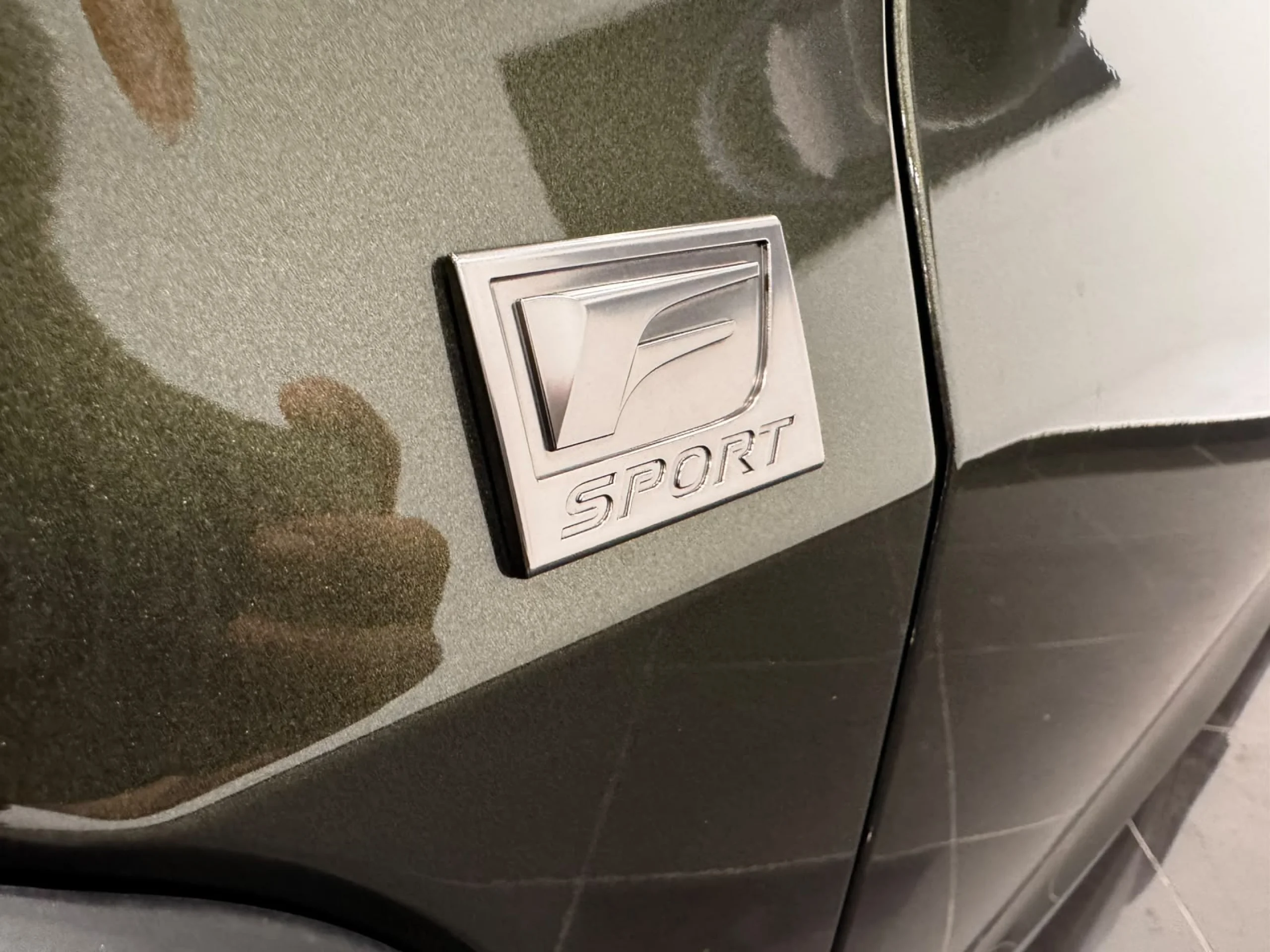 Lexus UX300h F SPORT LEGEND - Foto 12
