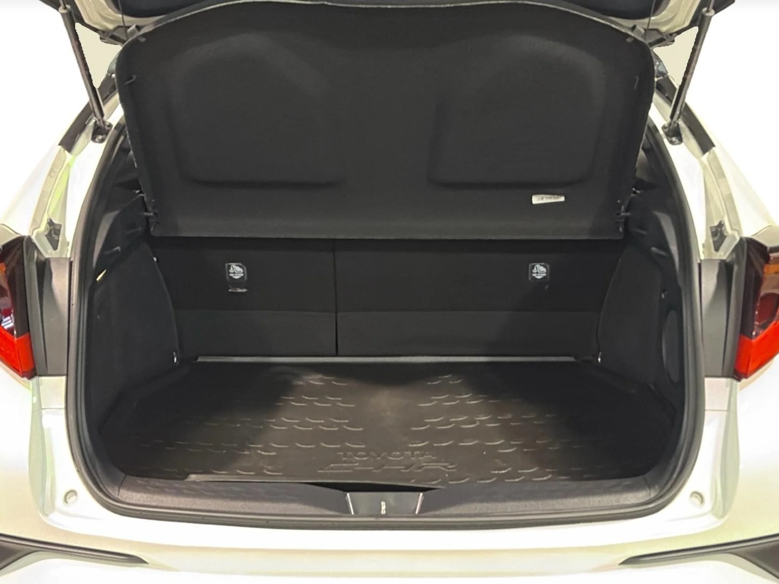 Toyota C-HR 180H Advance - Foto 7