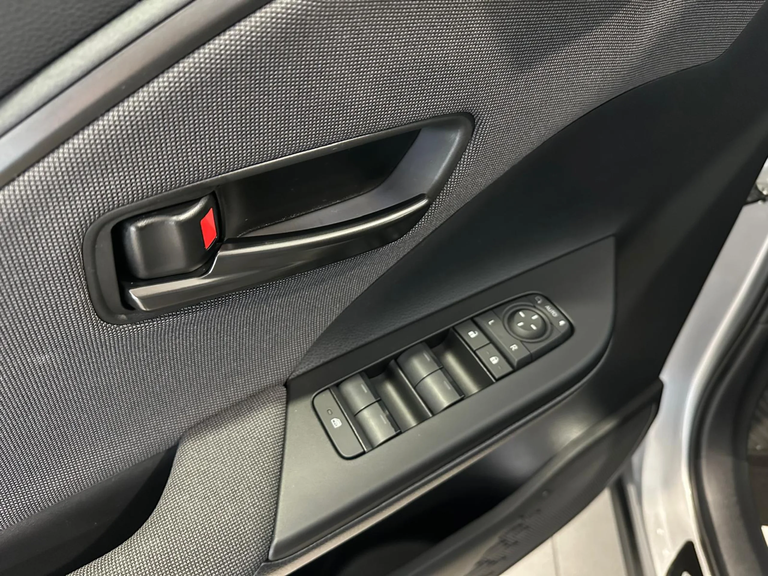 Toyota CH-R C-HR 2.0 200h Advance - Foto 6