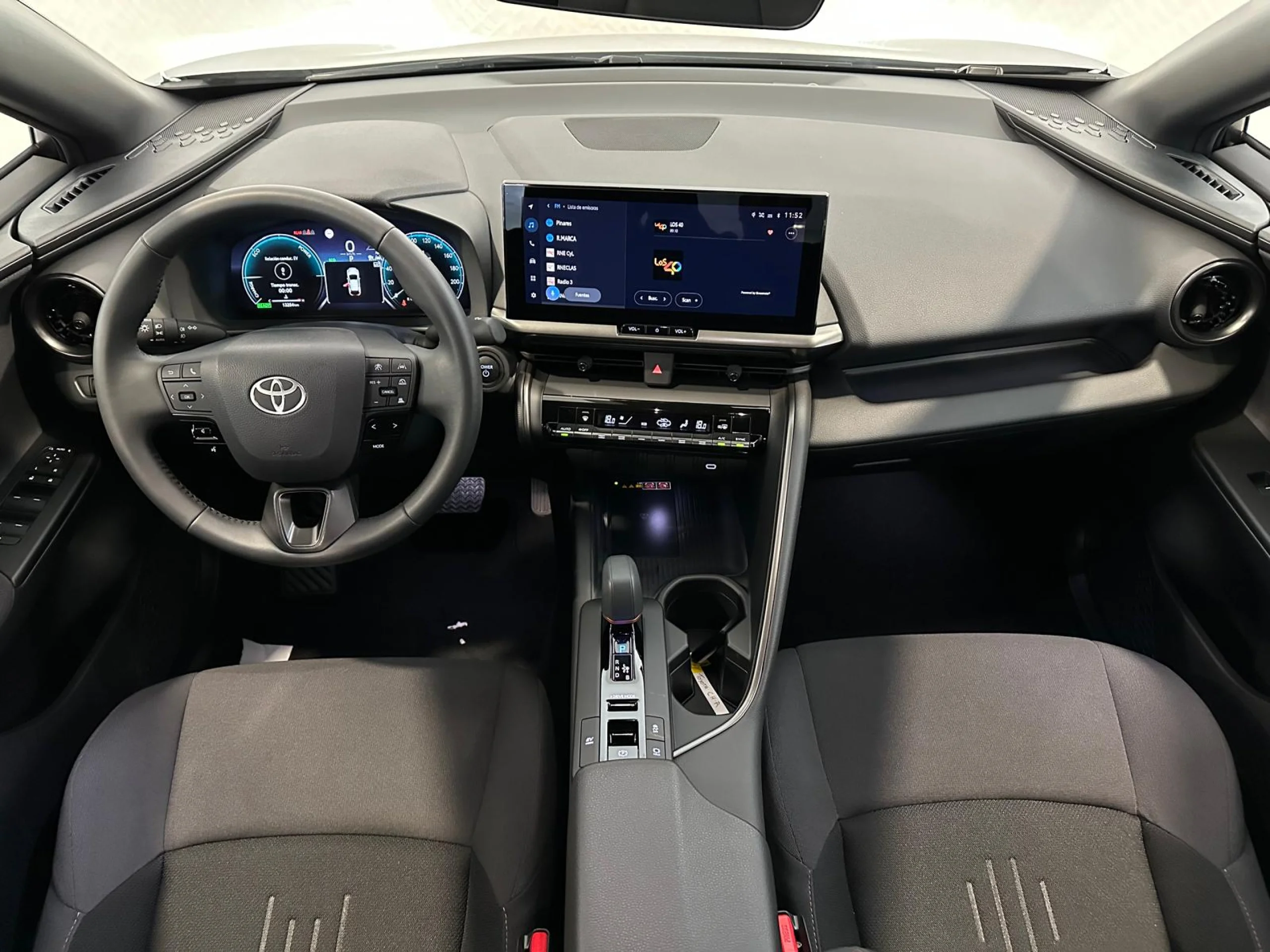 Toyota CH-R C-HR 2.0 200h Advance - Foto 9