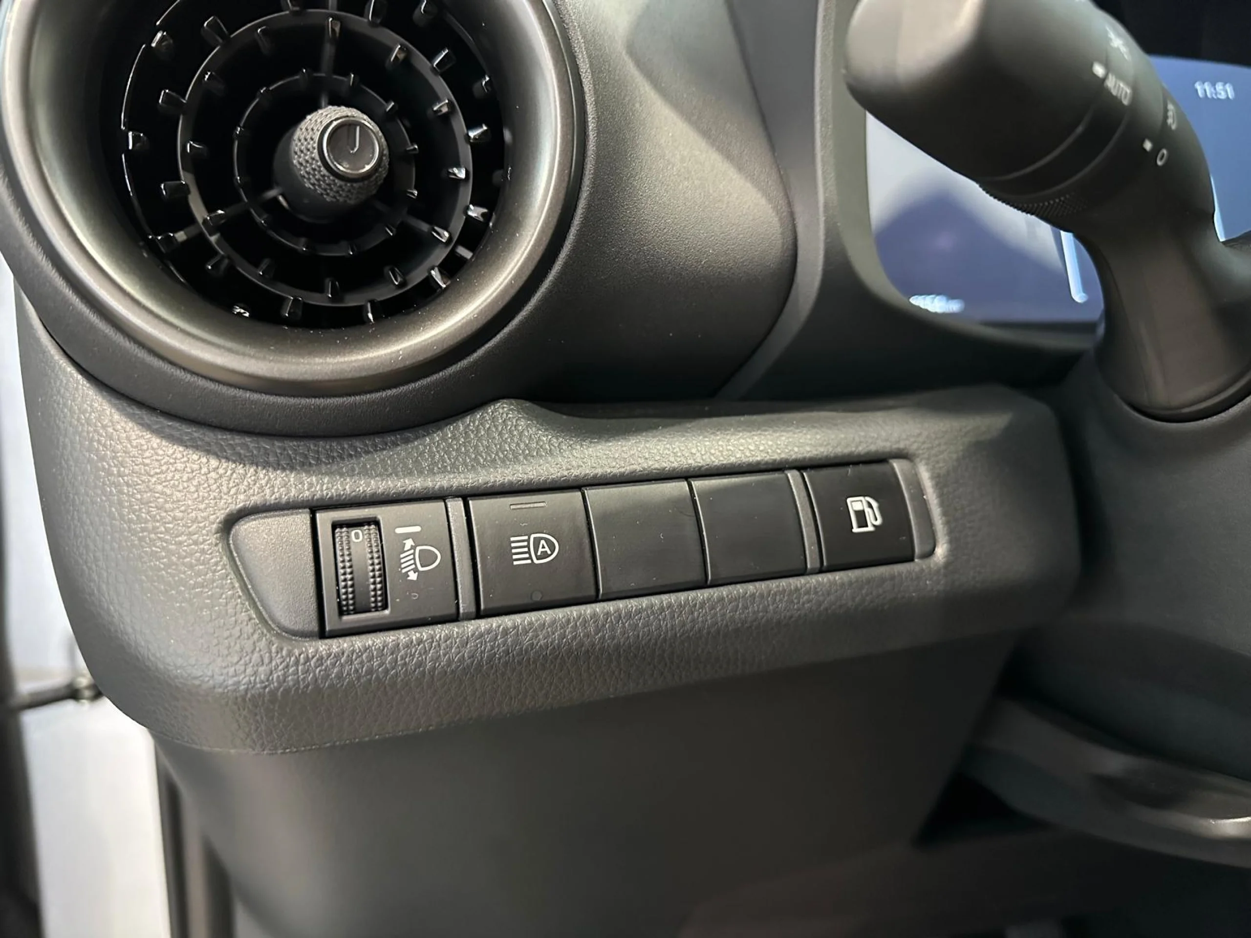 Toyota CH-R C-HR 2.0 200h Advance - Foto 16