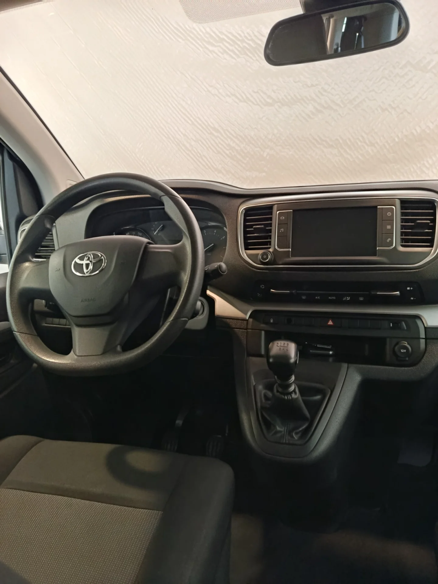 Toyota Proace Verso 2.0D 145CV 6MT Shuttle L1 - Foto 8