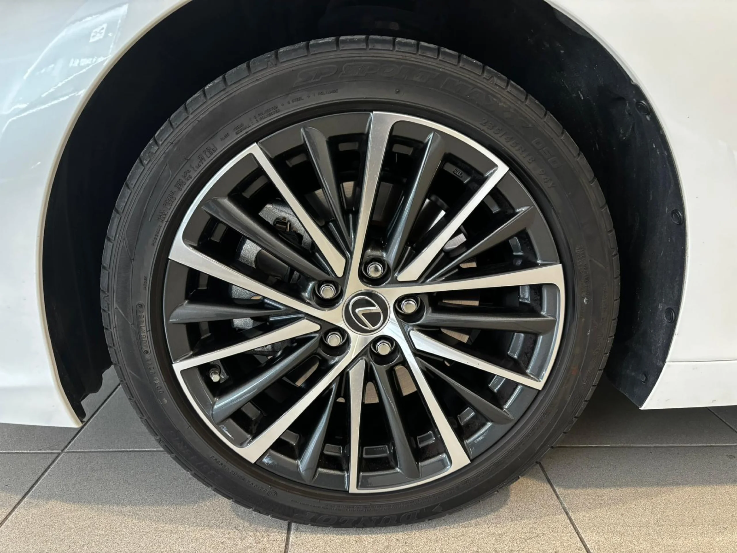 Lexus ES 300h PREMIUM - Foto 6