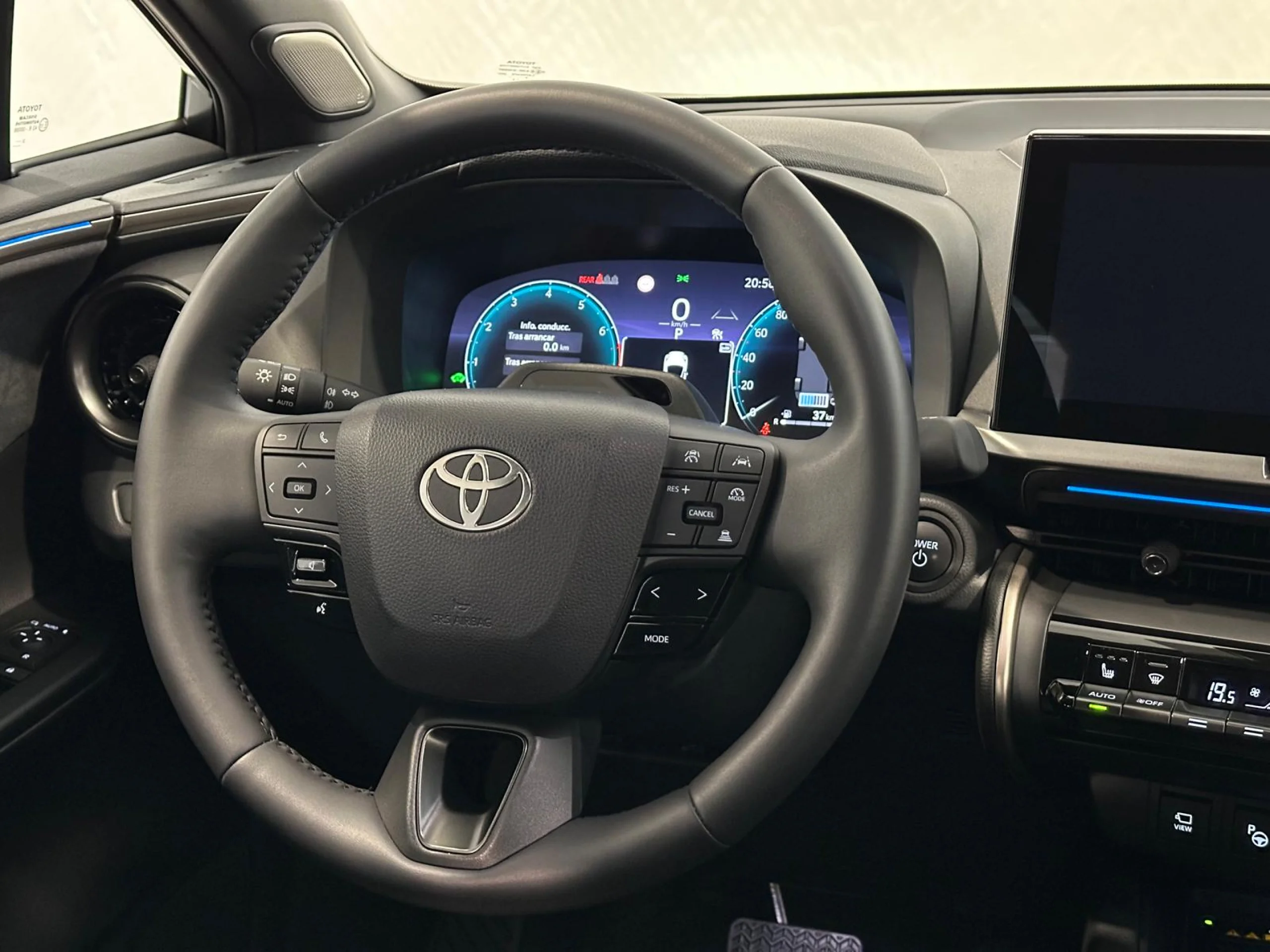 Toyota C-HR 200H Premier Edition - Foto 14