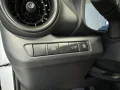 Thumbnail 7 del Toyota CH-R C-HR 200h Premier Edition