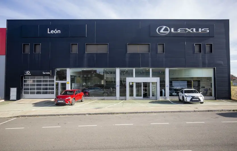 Lexus - León - Ctra. de León - Astorga, km 4, Trobajo del Camino, 24198, León